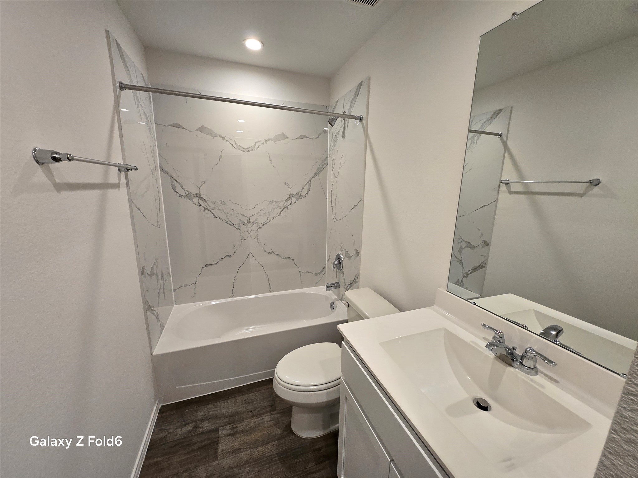 3011 Sycamore Run Lane Property Photo 6