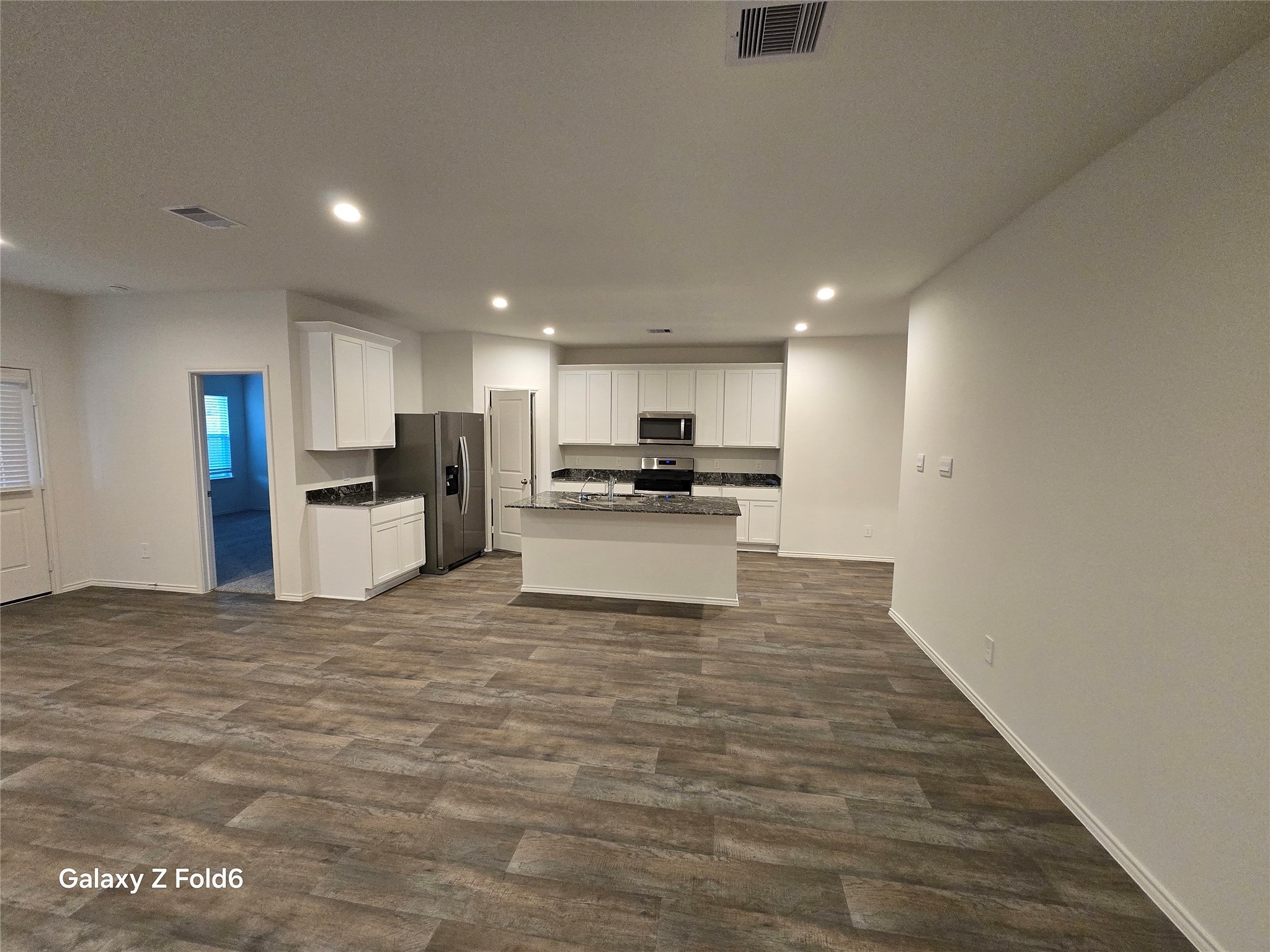3011 Sycamore Run Lane Property Photo 12