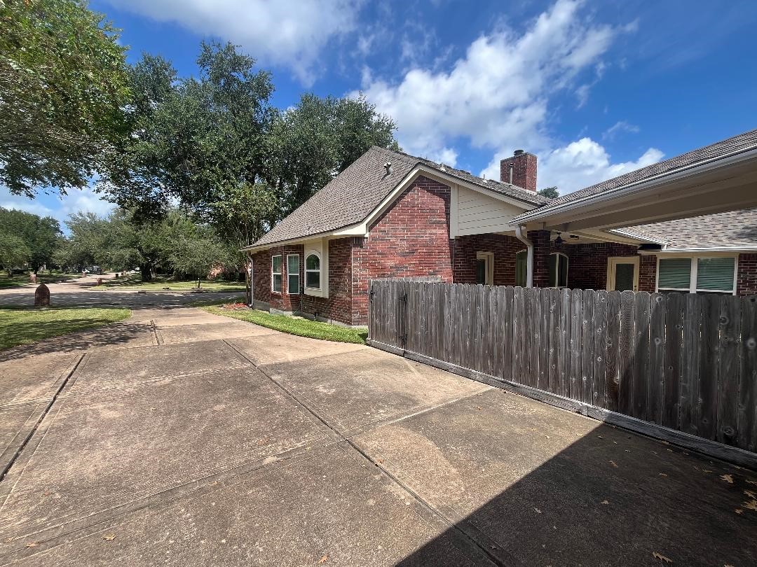 705 Eagle Lakes Drive Property Photo 34