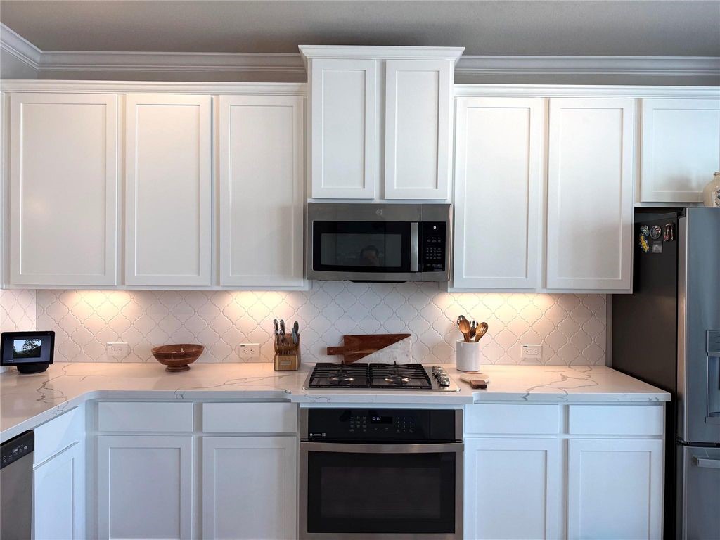5614 Green Rise Lane Property Photo 7
