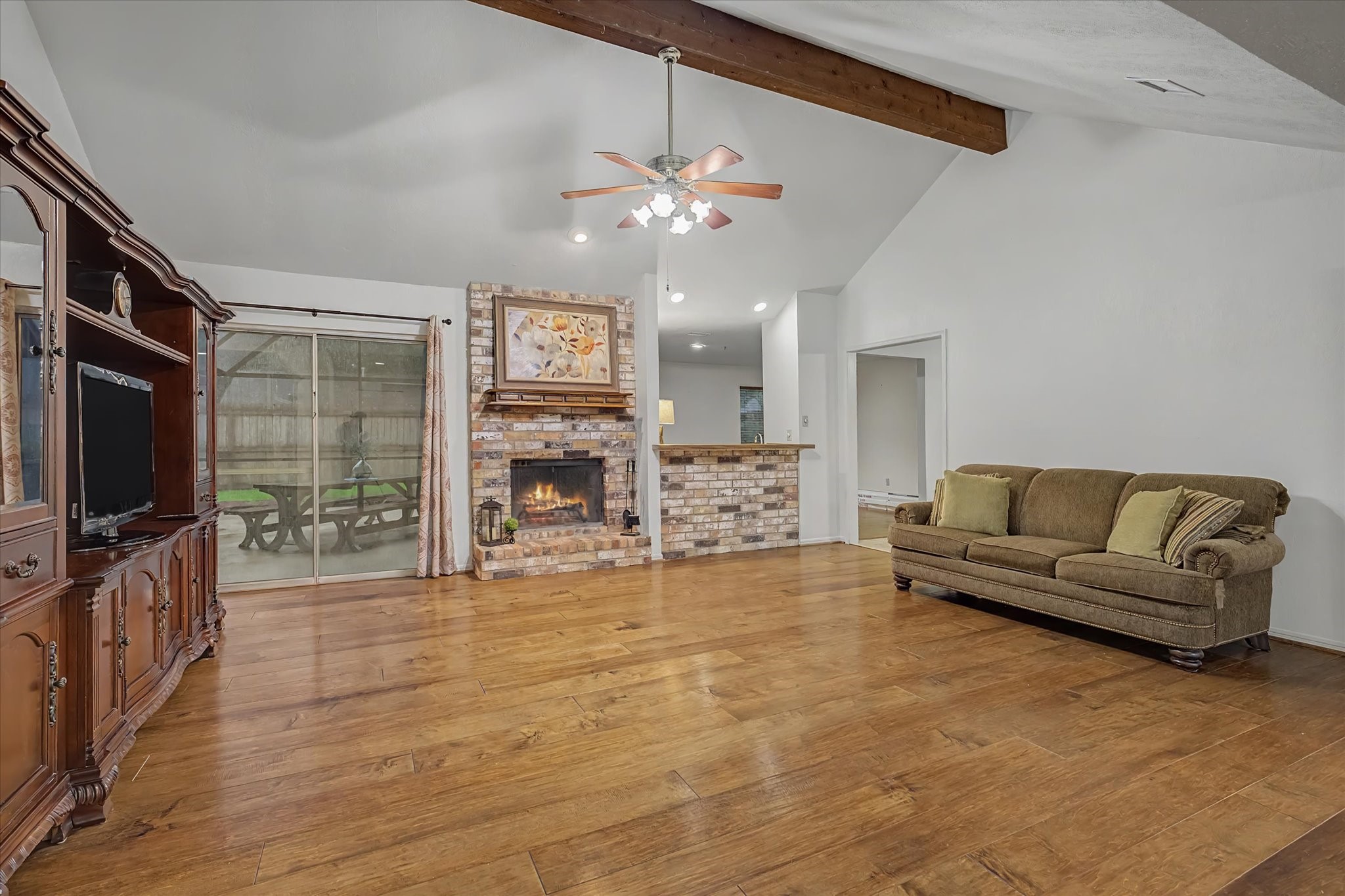 139 Spanish Moss Lane Property Photo 5