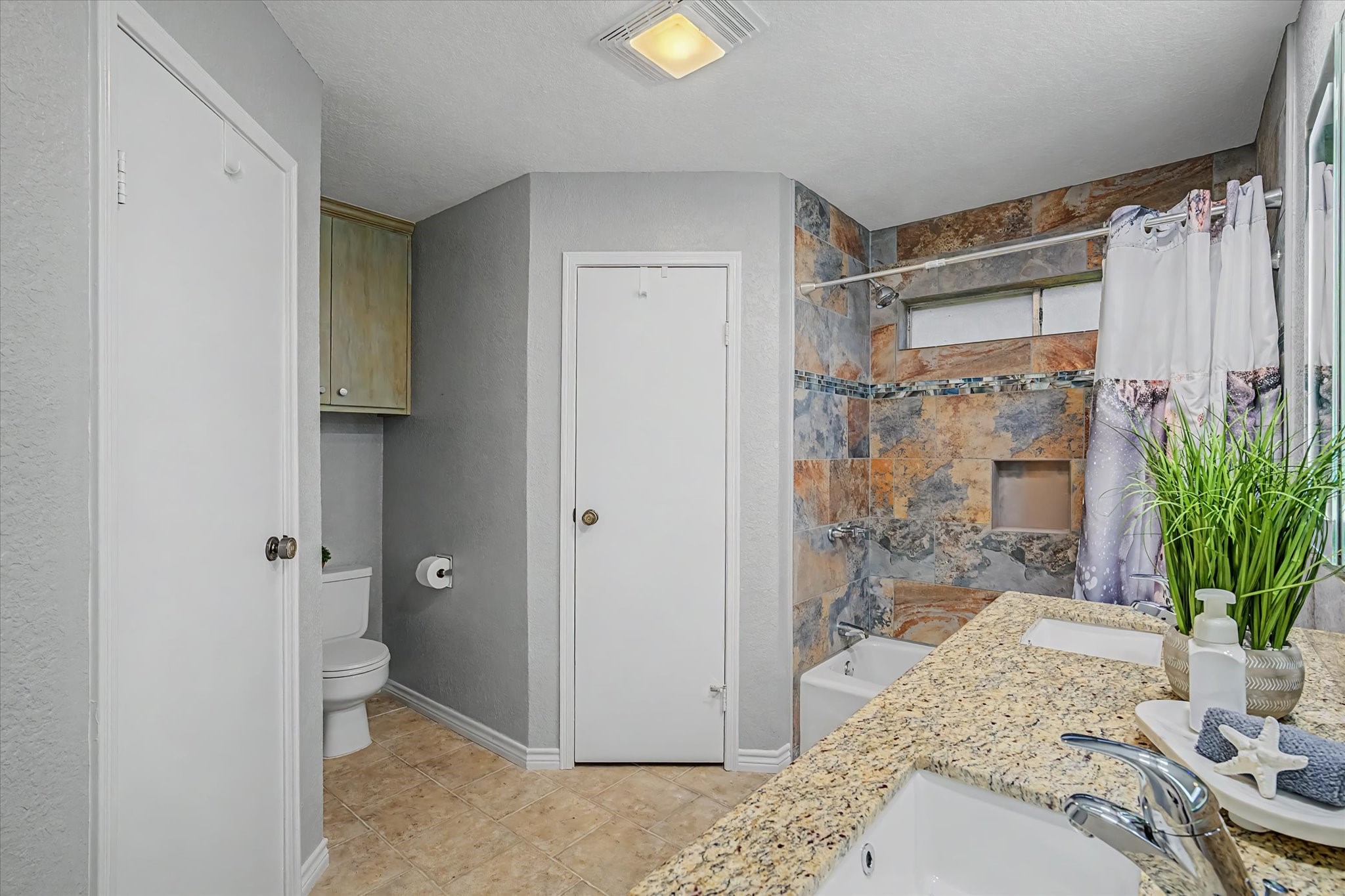 139 Spanish Moss Lane Property Photo 19