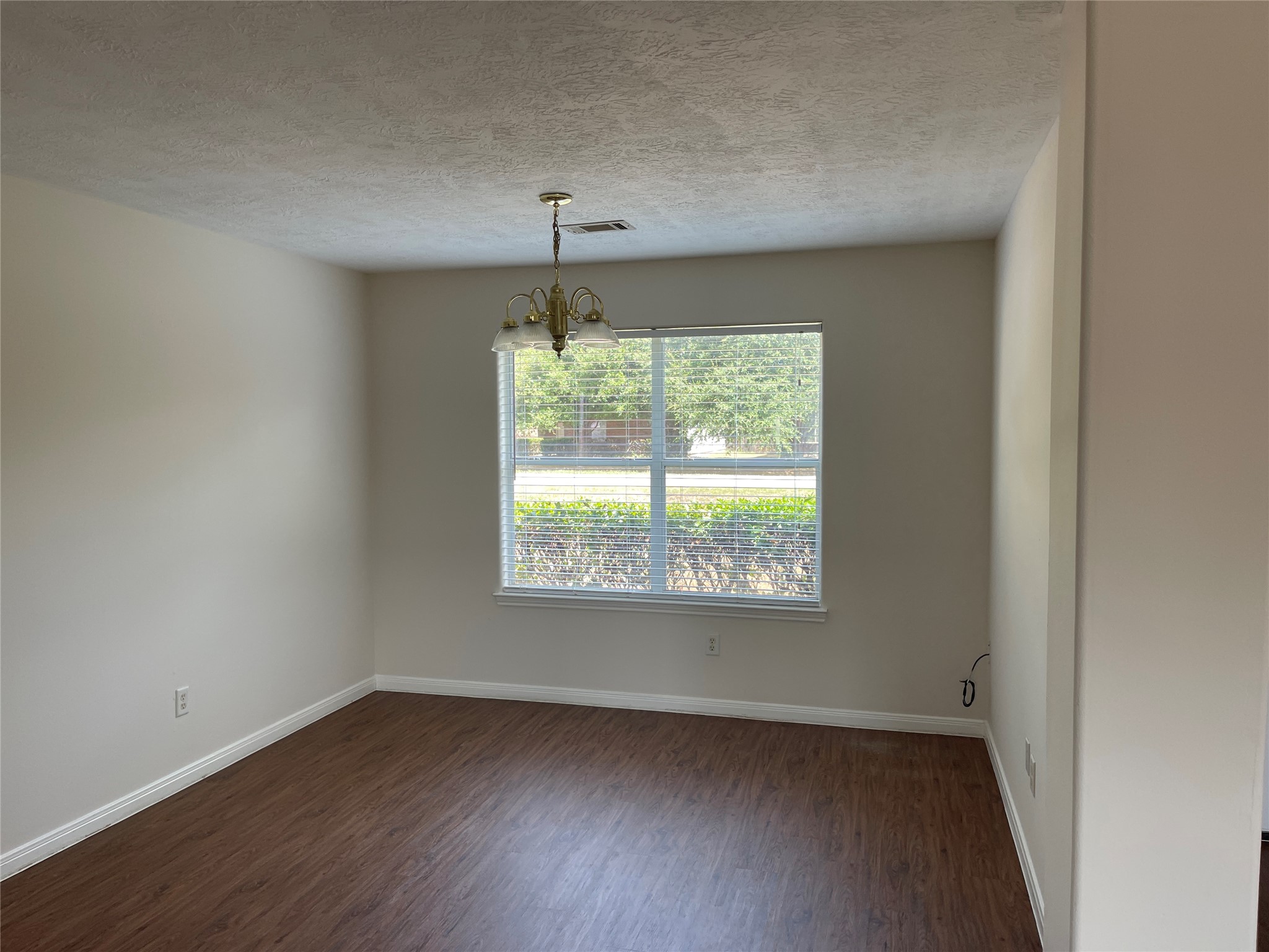 16216 Setting Sun Court Property Photo 3