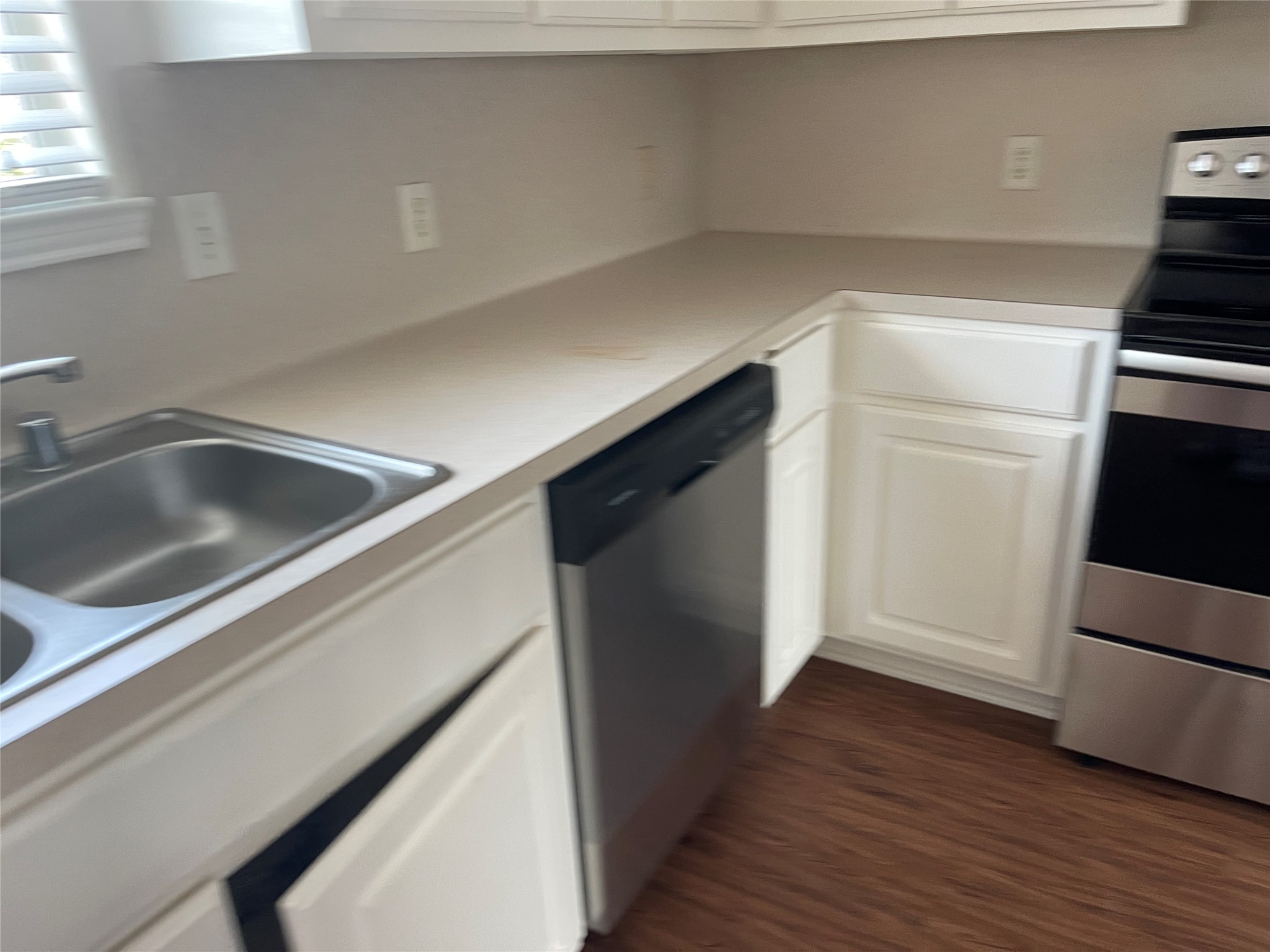 16216 Setting Sun Court Property Photo 22