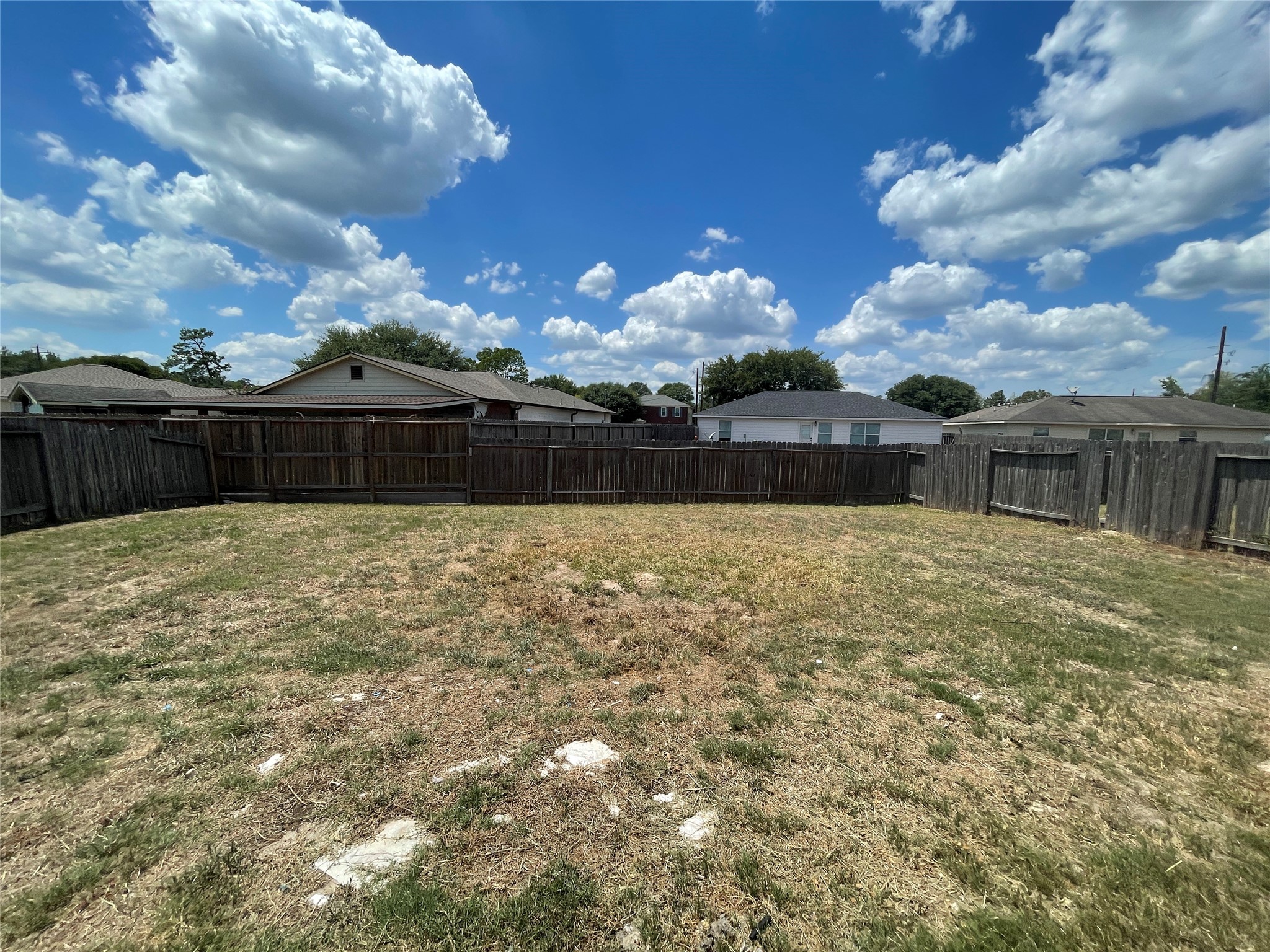 16216 Setting Sun Court Property Photo 33