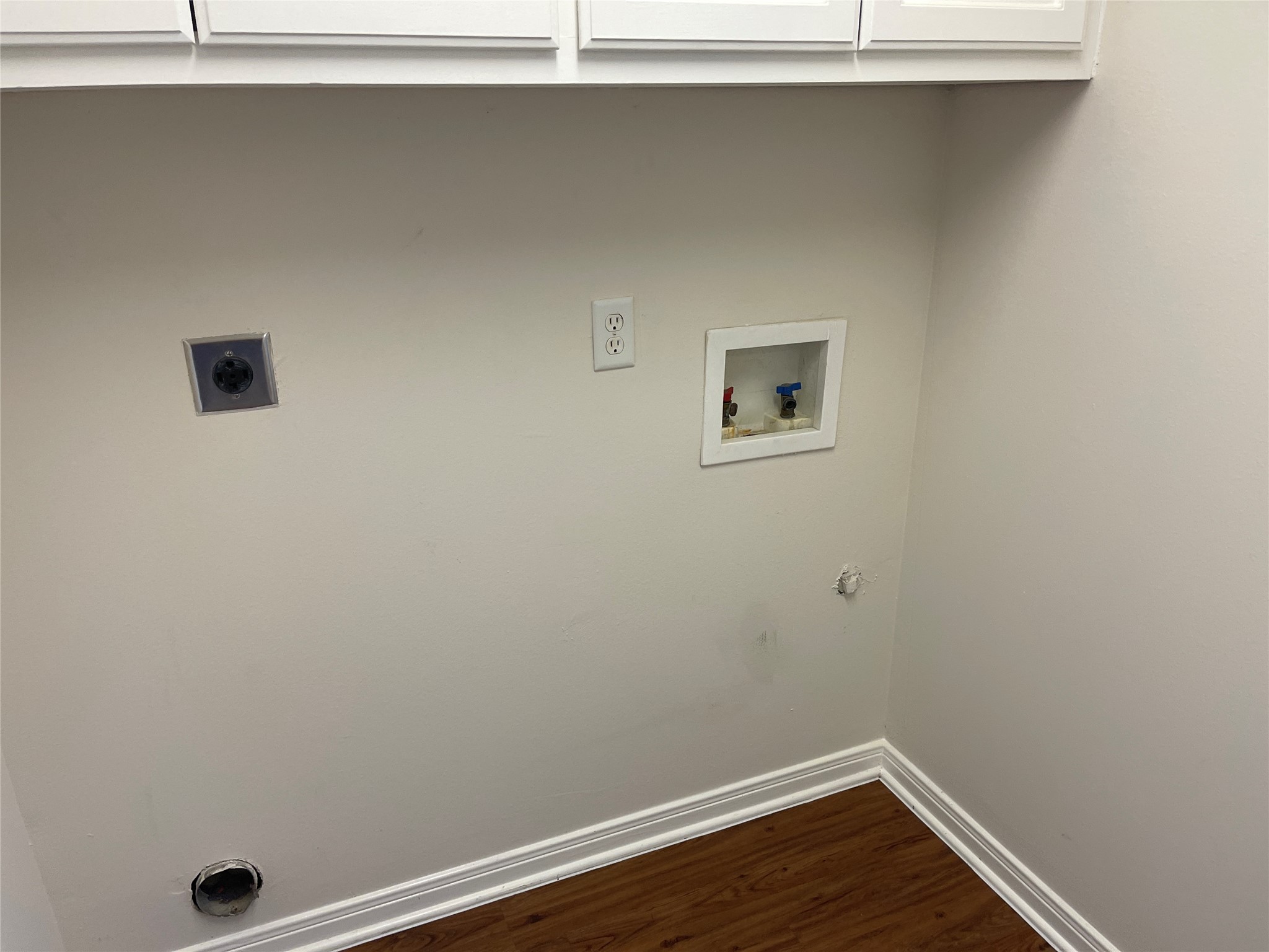 16216 Setting Sun Court Property Photo 37