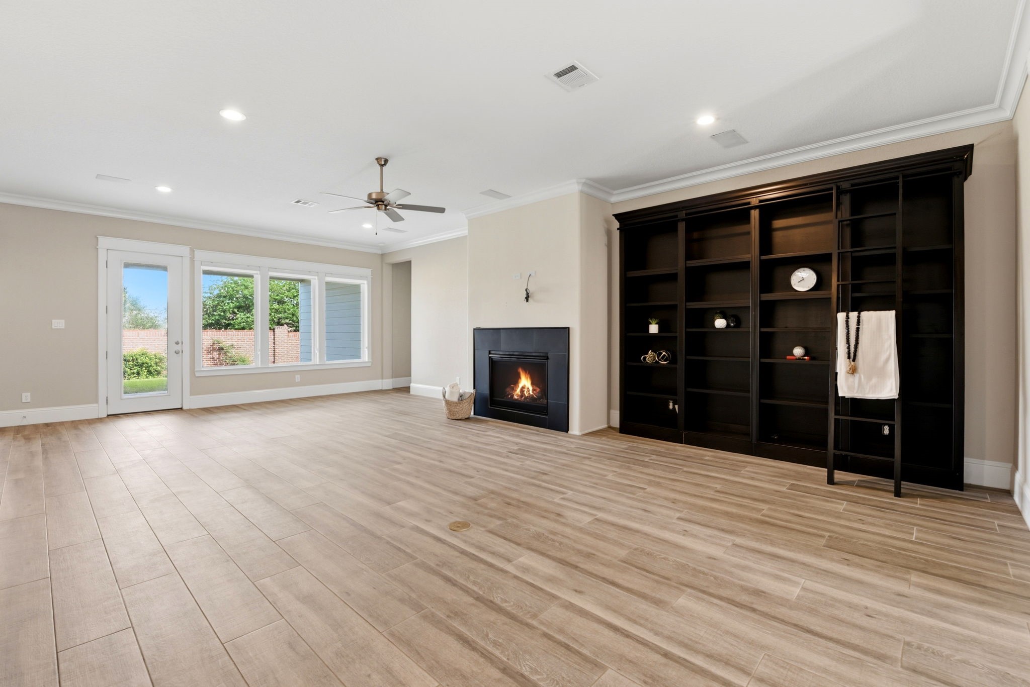 2339 Pale Star Drive Property Photo 6