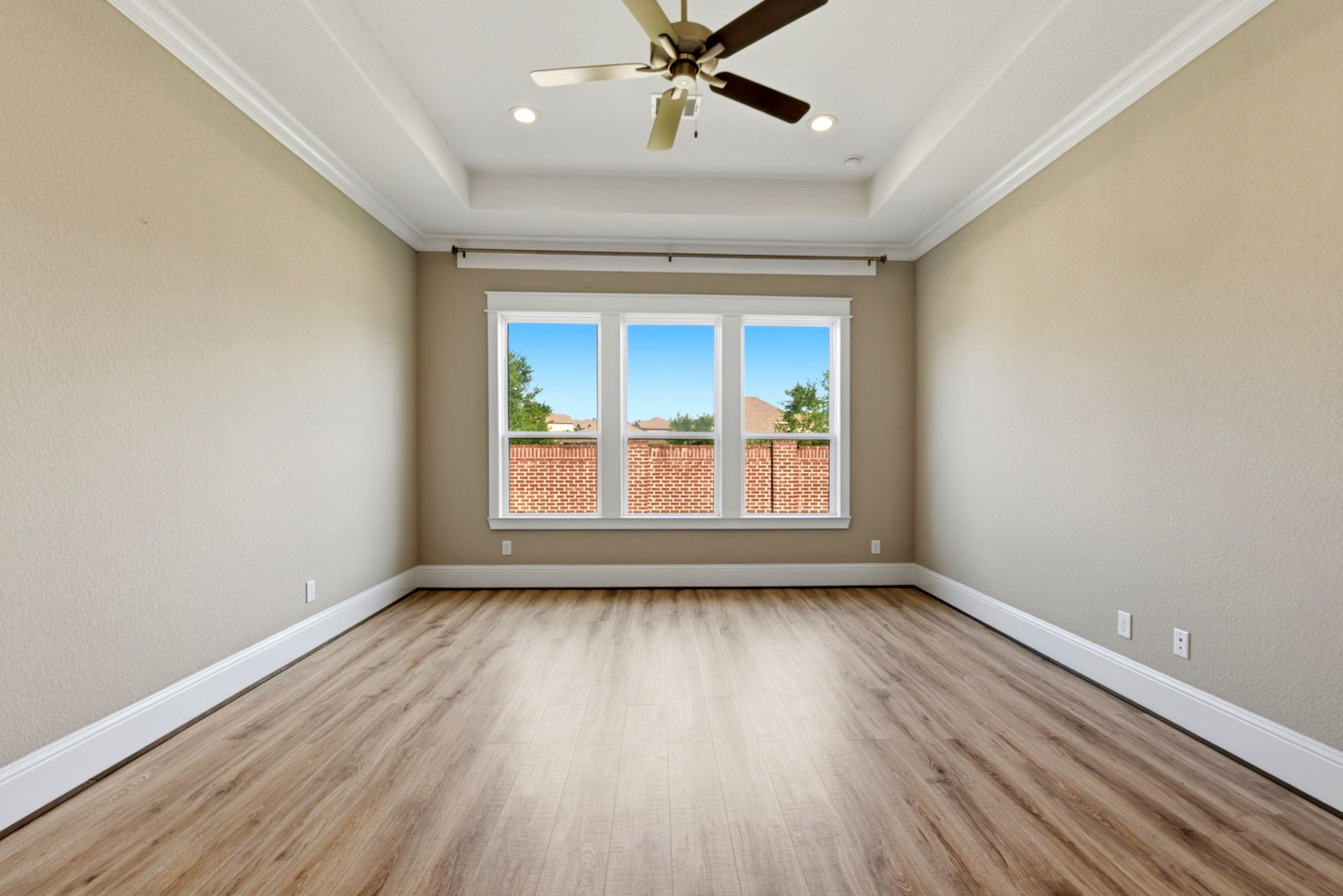2339 Pale Star Drive Property Photo 14
