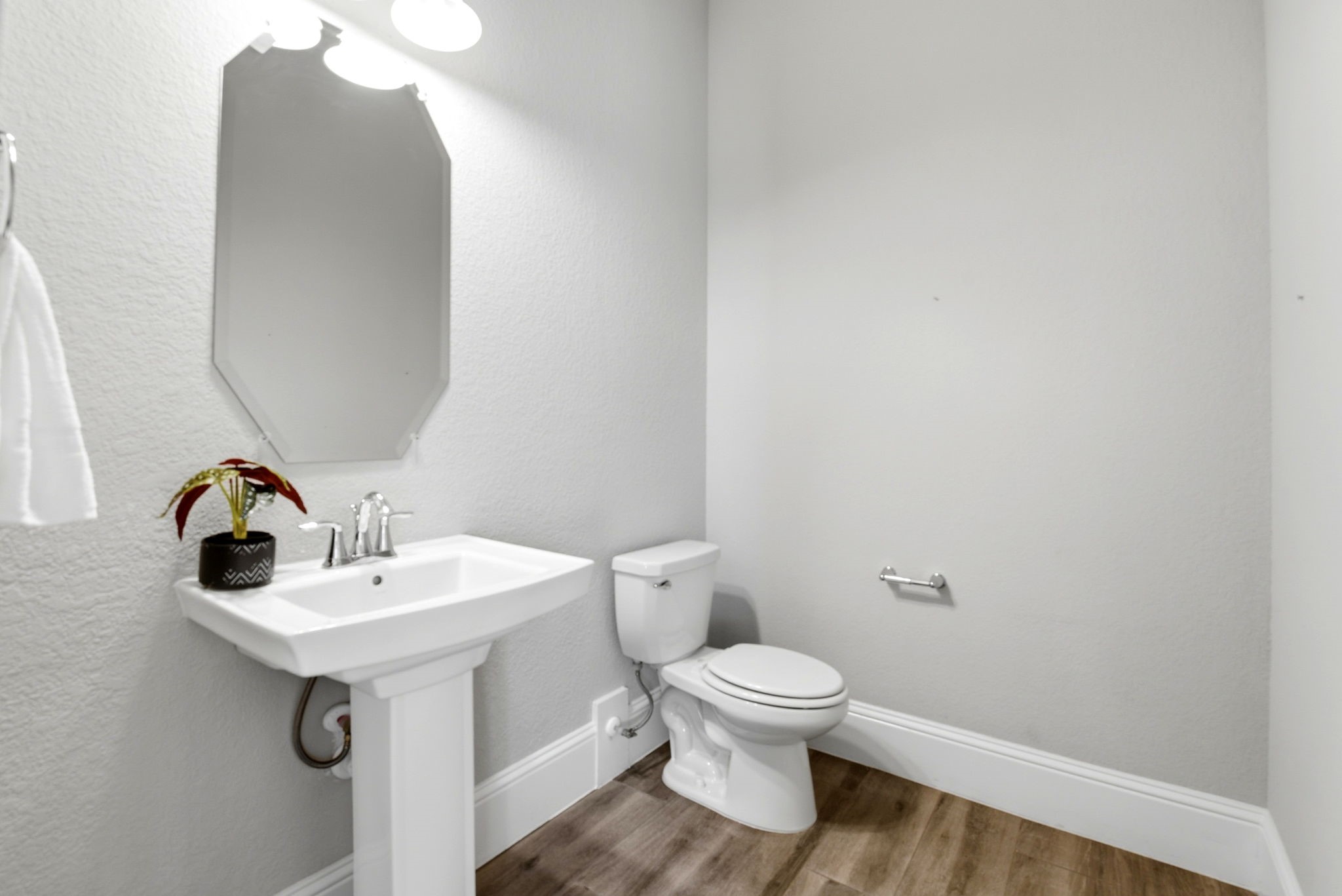 2339 Pale Star Drive Property Photo 27