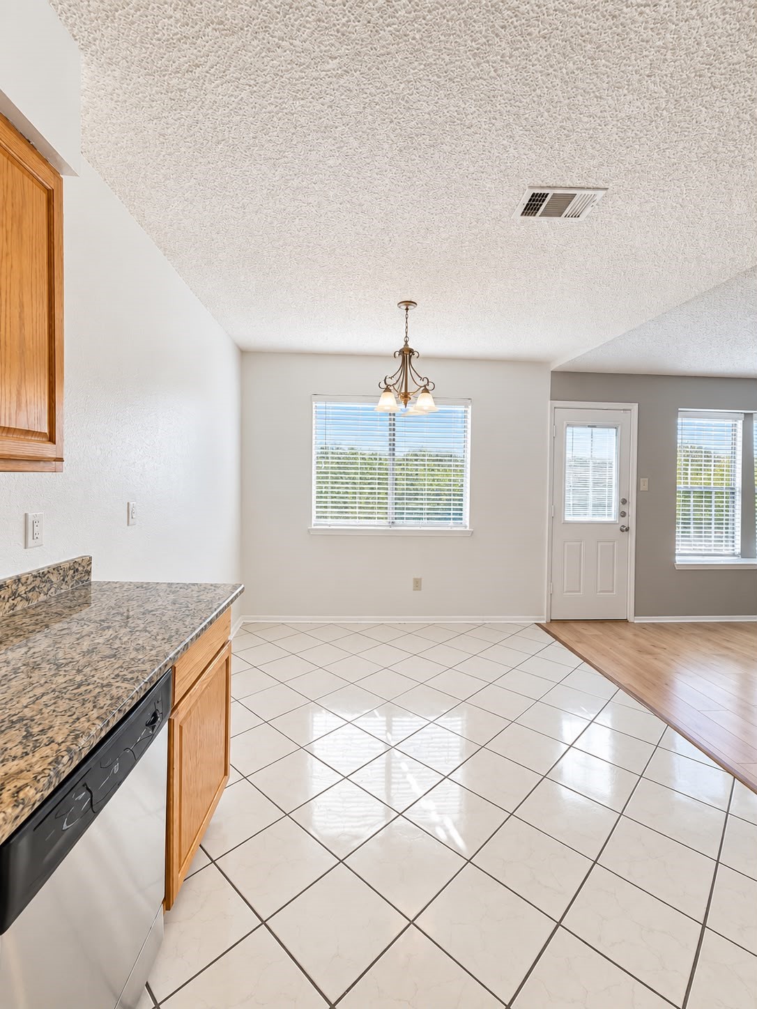 6703 Loch Bruceray Dr Property Photo 12