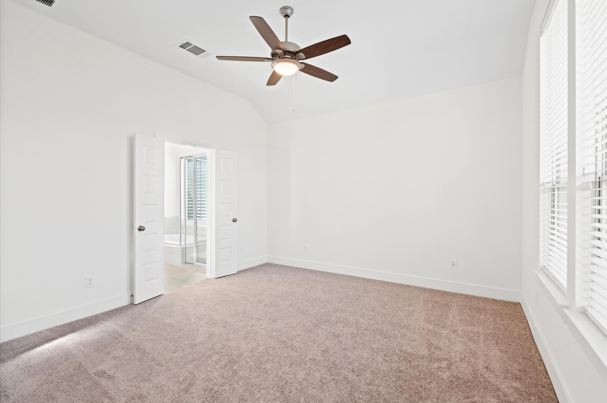 325 Mallorn Lane Property Photo 18
