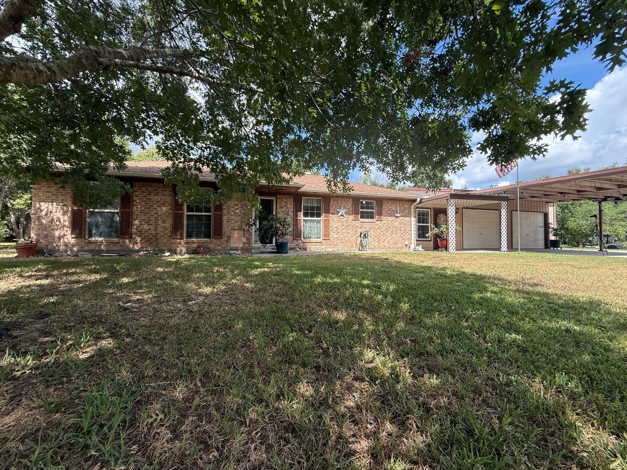 409 Lee Avenue, Anahuac Tx 77514 Property Photo 1