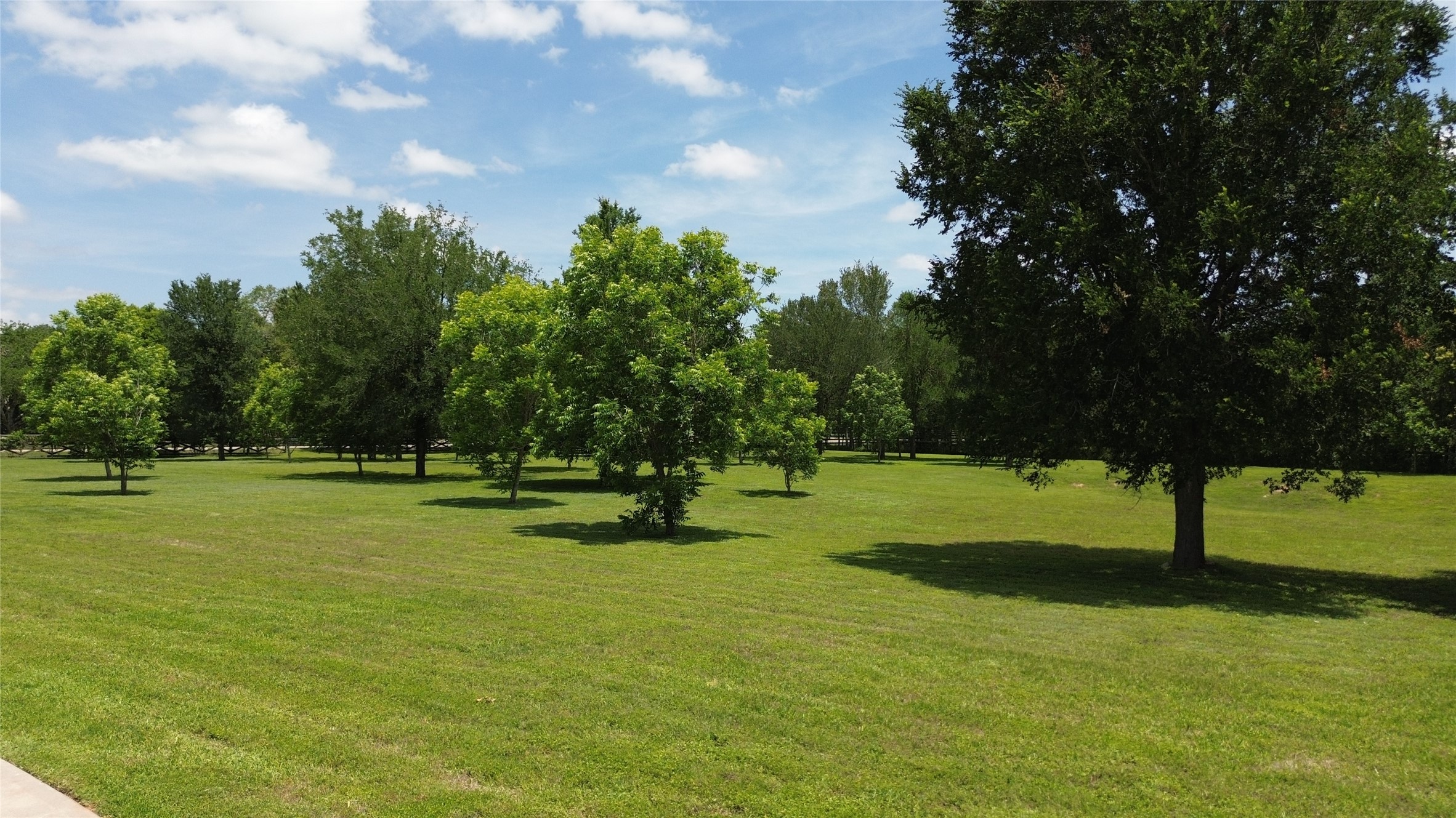 4726 Gainsborough Drive Property Photo 44