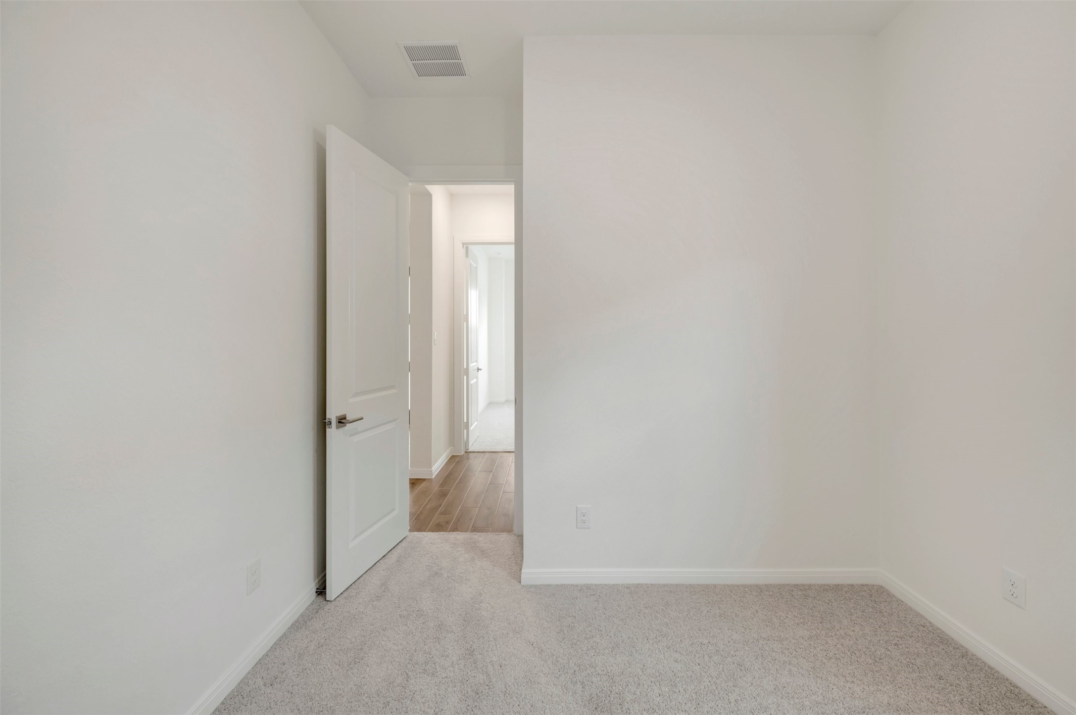 8927 Red Wolf Place Property Photo 18
