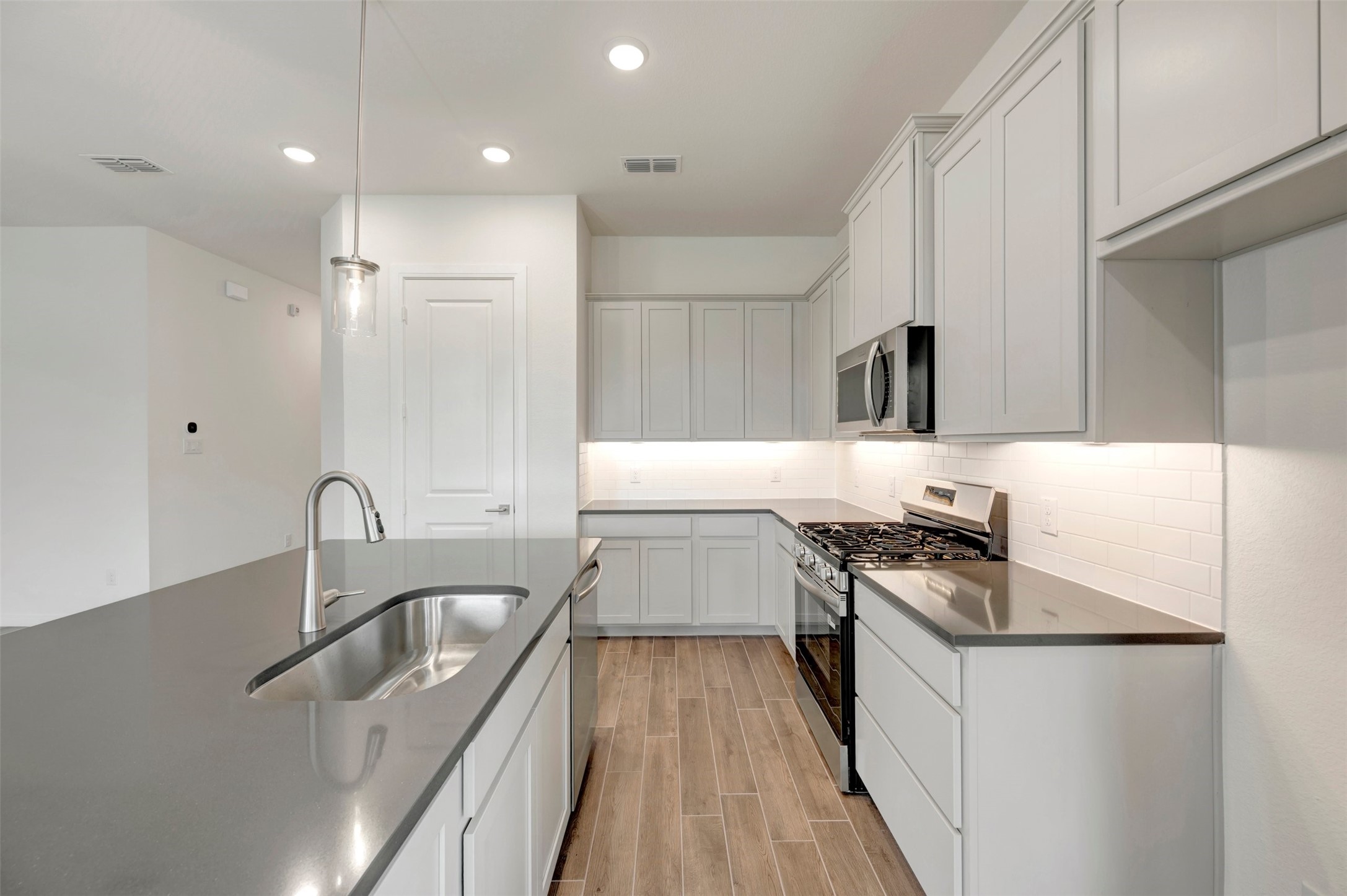 8927 Red Wolf Place Property Photo 25