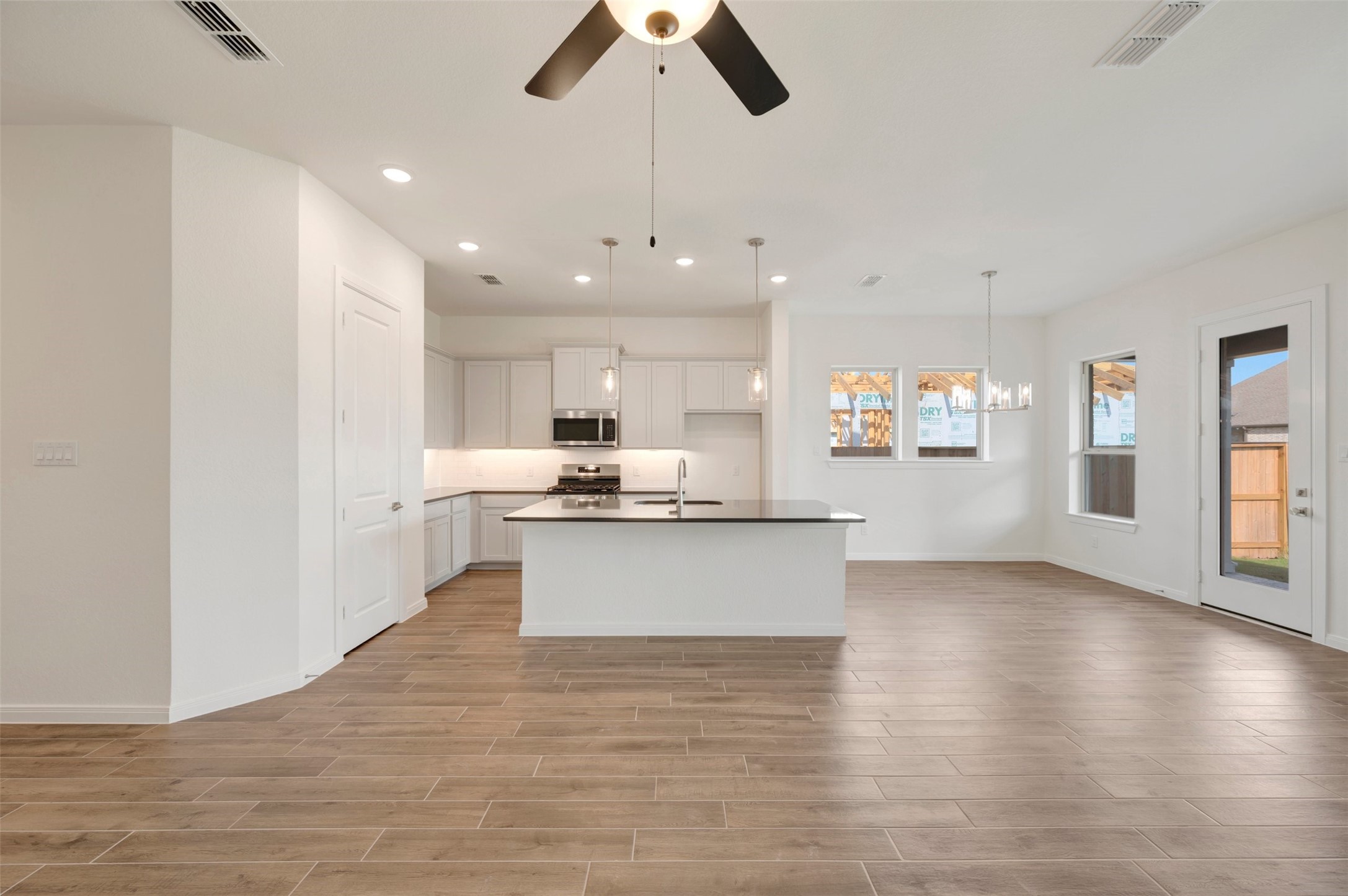 8927 Red Wolf Place Property Photo 34