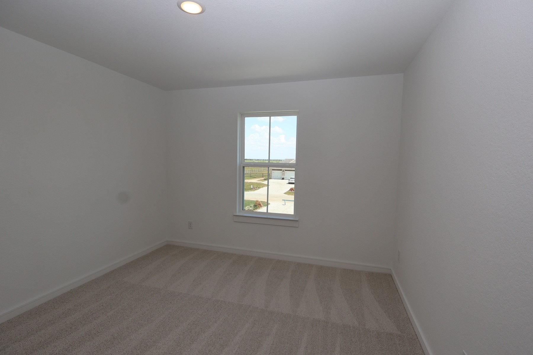 5042 Bluebell Way Property Photo 14