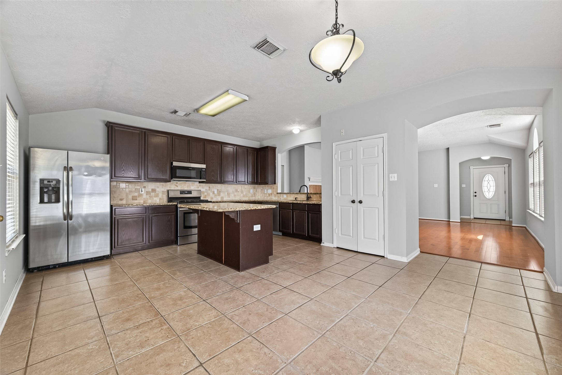 3218 Spring Flower Lane Property Photo 8