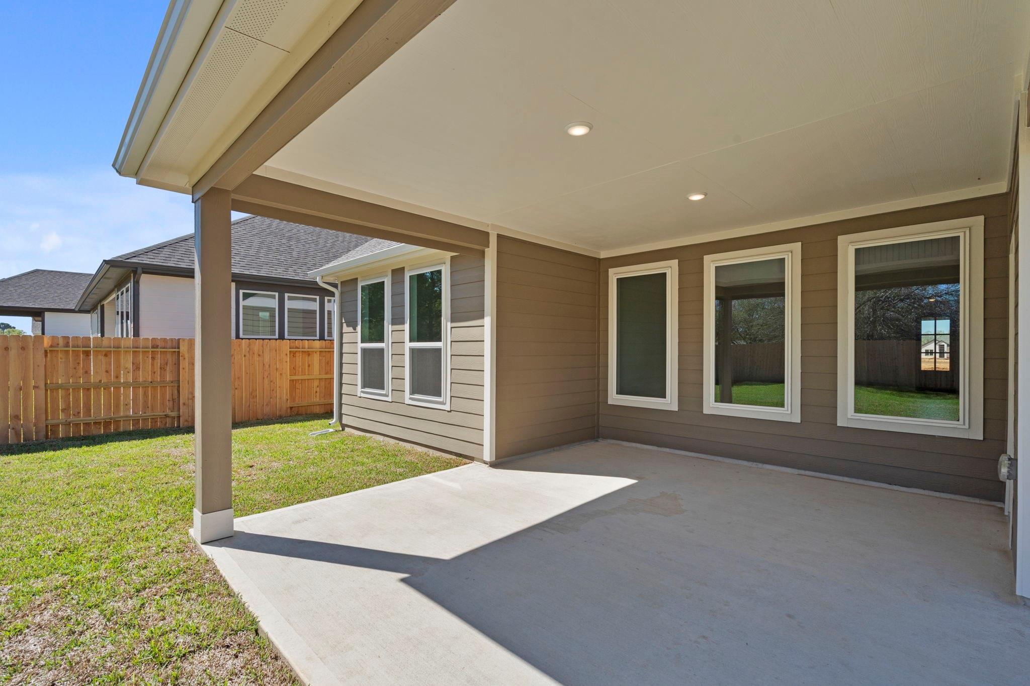 361 Covey Lane, Sealy Tx 77474 Property Photo 35