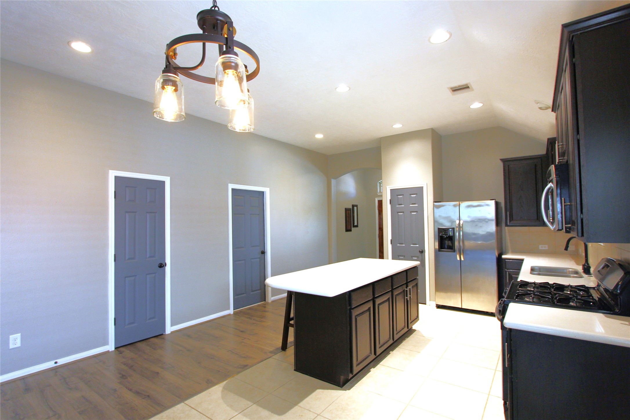 5931 Wildbriar Lane Property Photo 8