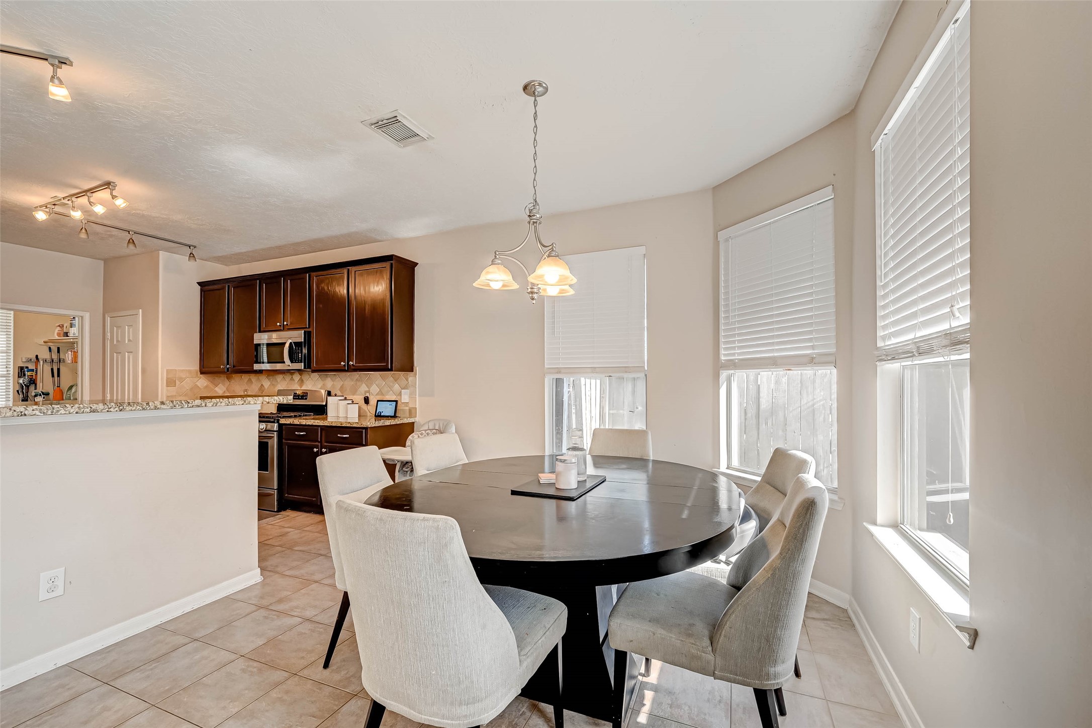 2015 Holly Glade Lane Property Photo 15