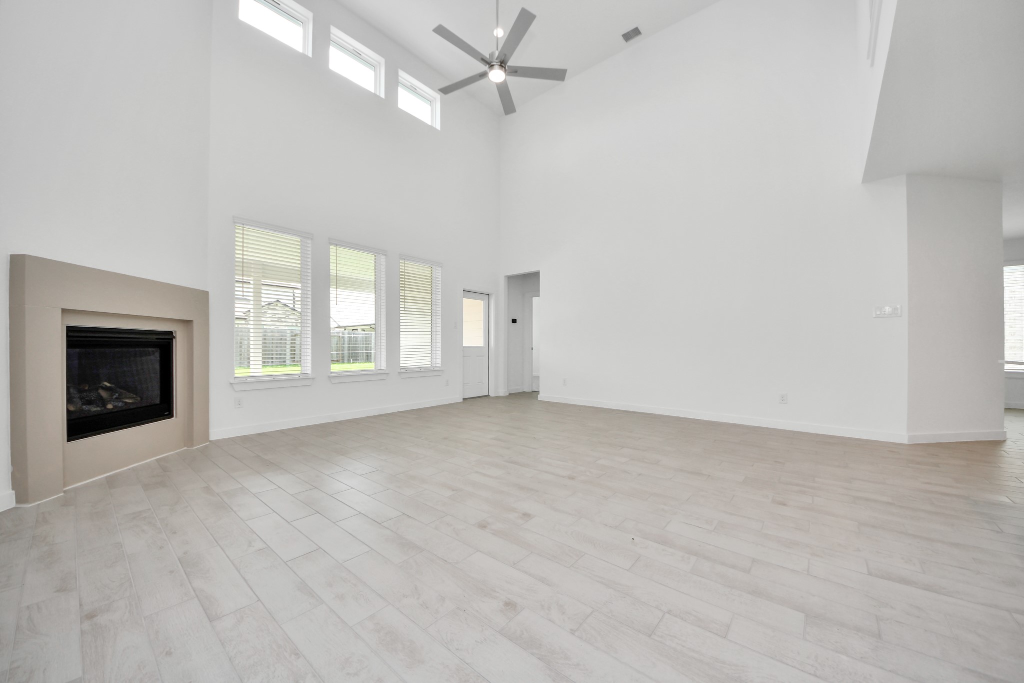 26379 Viva Drive Property Photo 15