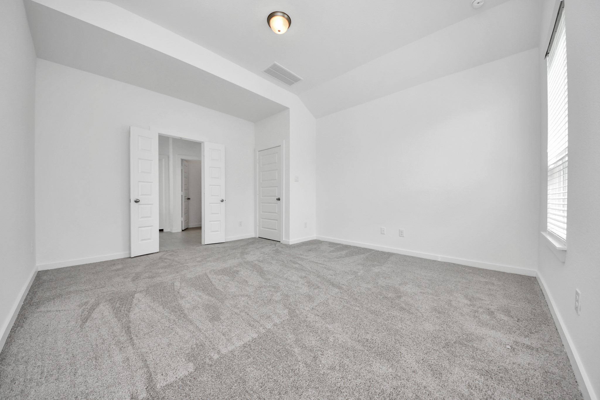 26379 Viva Drive Property Photo 19