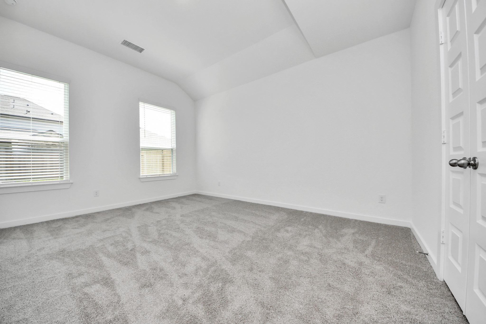 26379 Viva Drive Property Photo 20