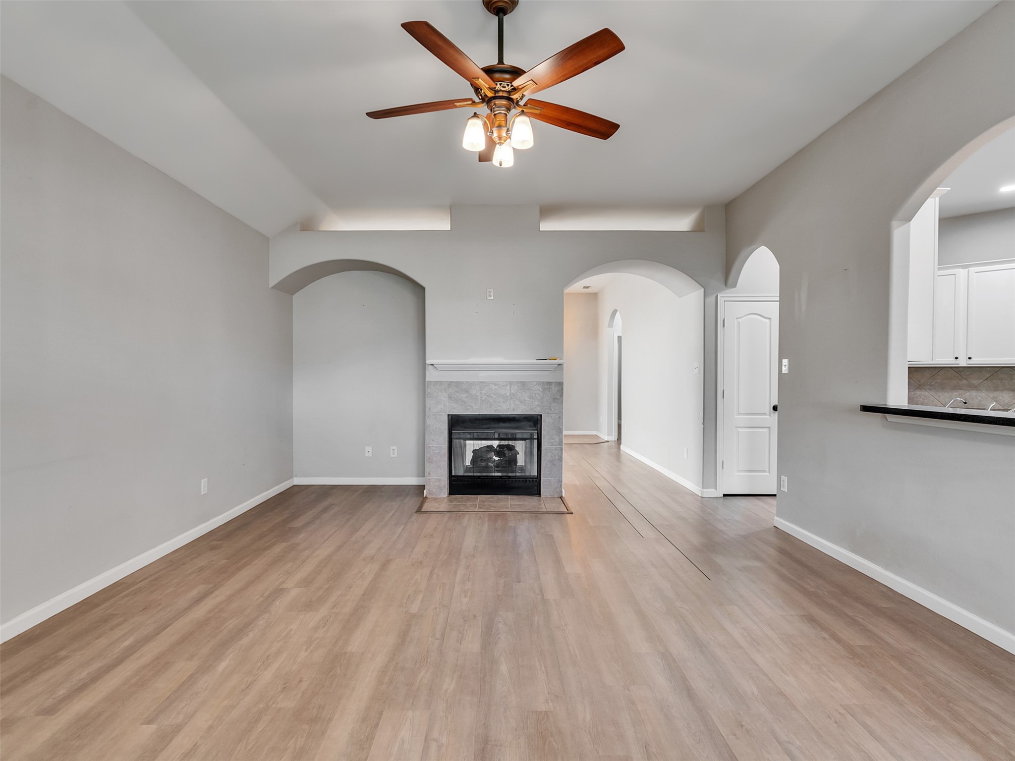 2310 Highland Crossing Drive Property Photo 7