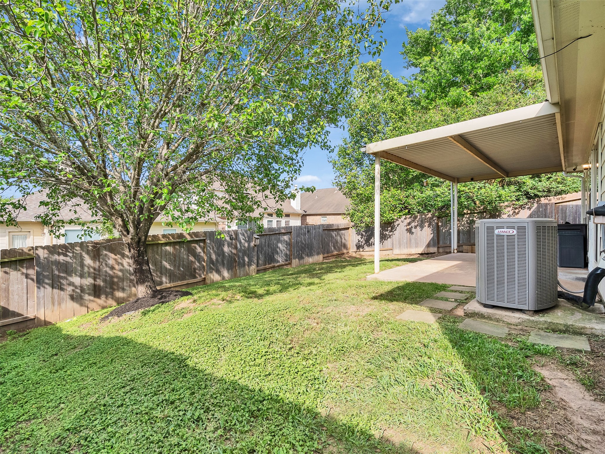 2310 Highland Crossing Drive Property Photo 28
