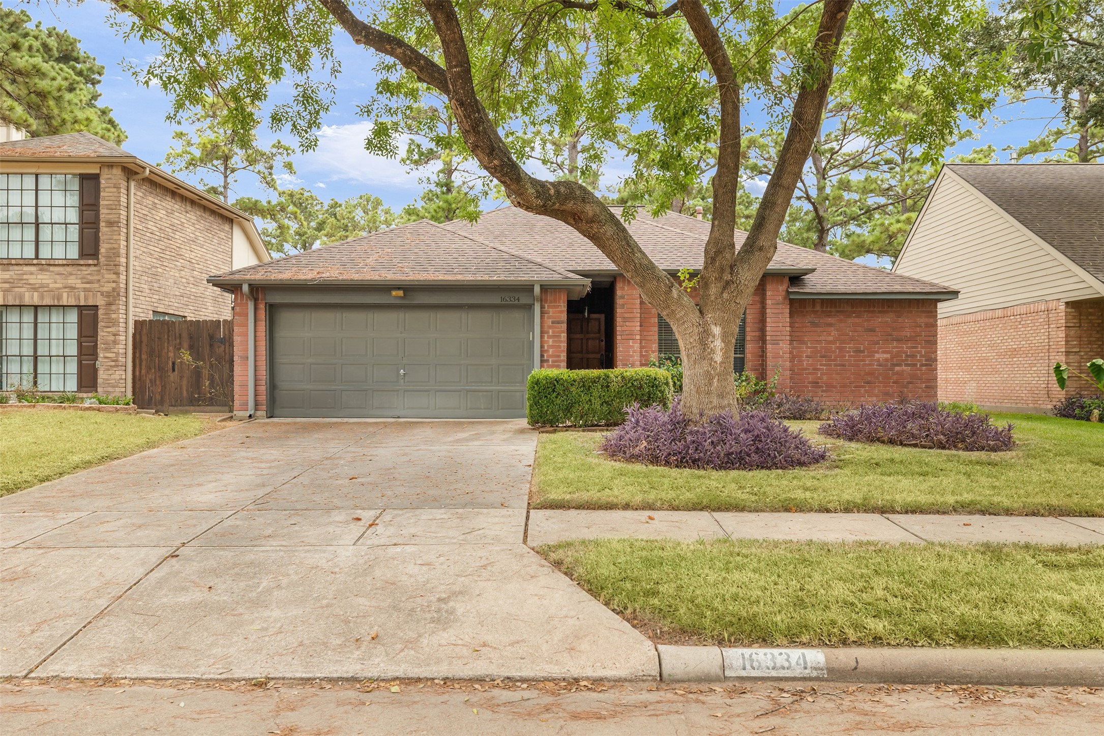 16334 Chimneystone Drive Property Photo 1