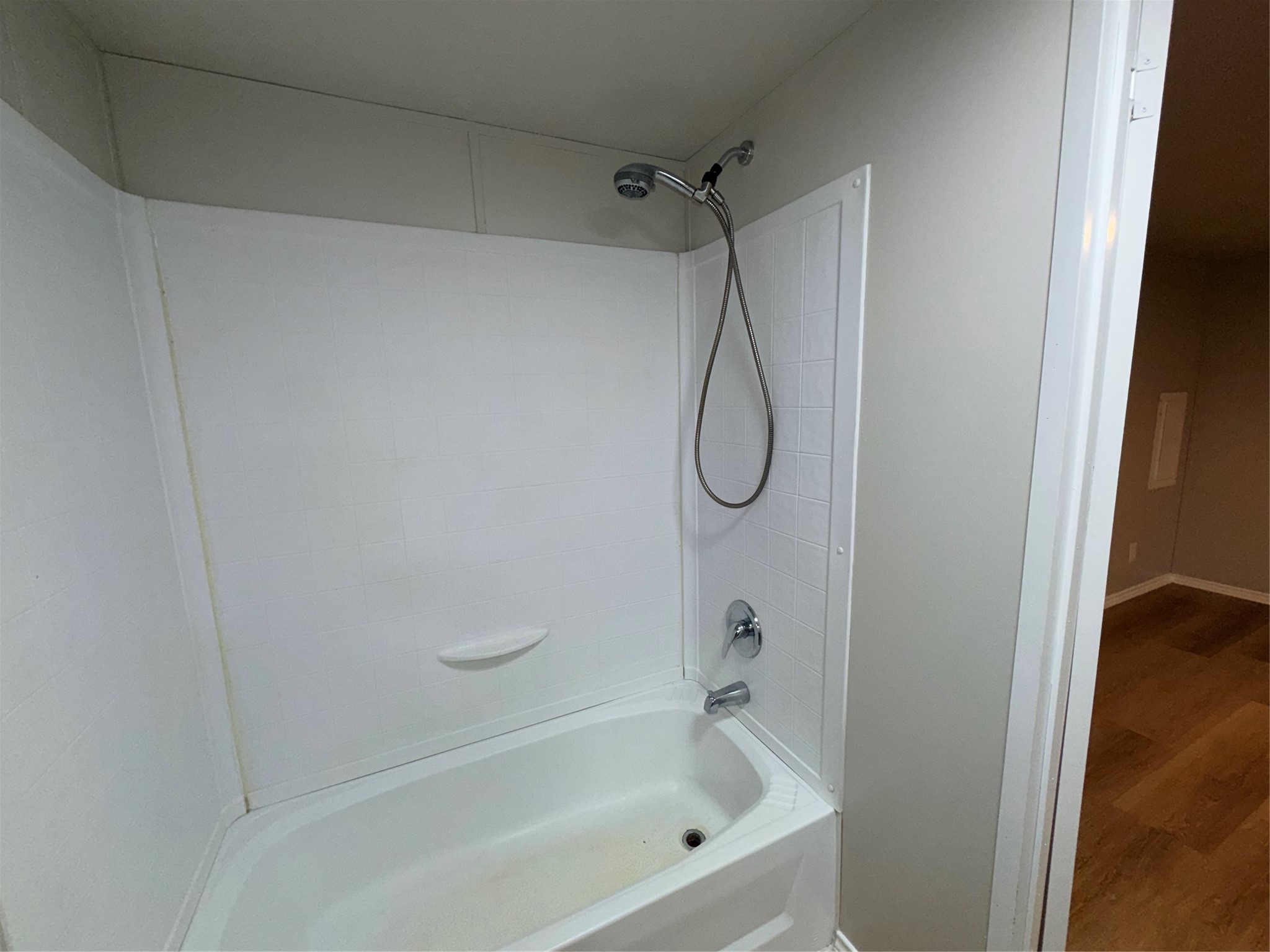 114 Bluebill Bay N Property Photo 17