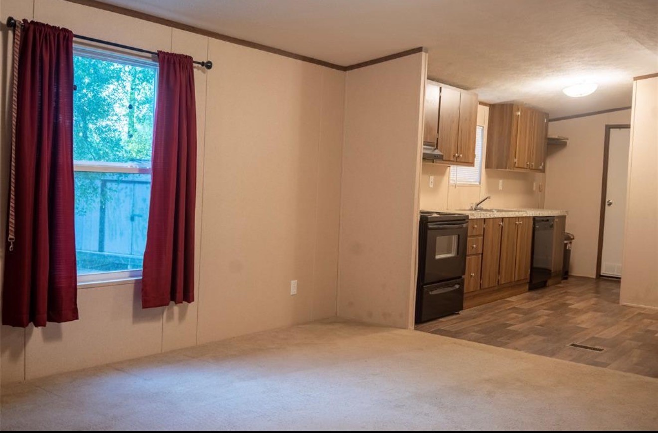 114 Bluebill N Property Photo 4