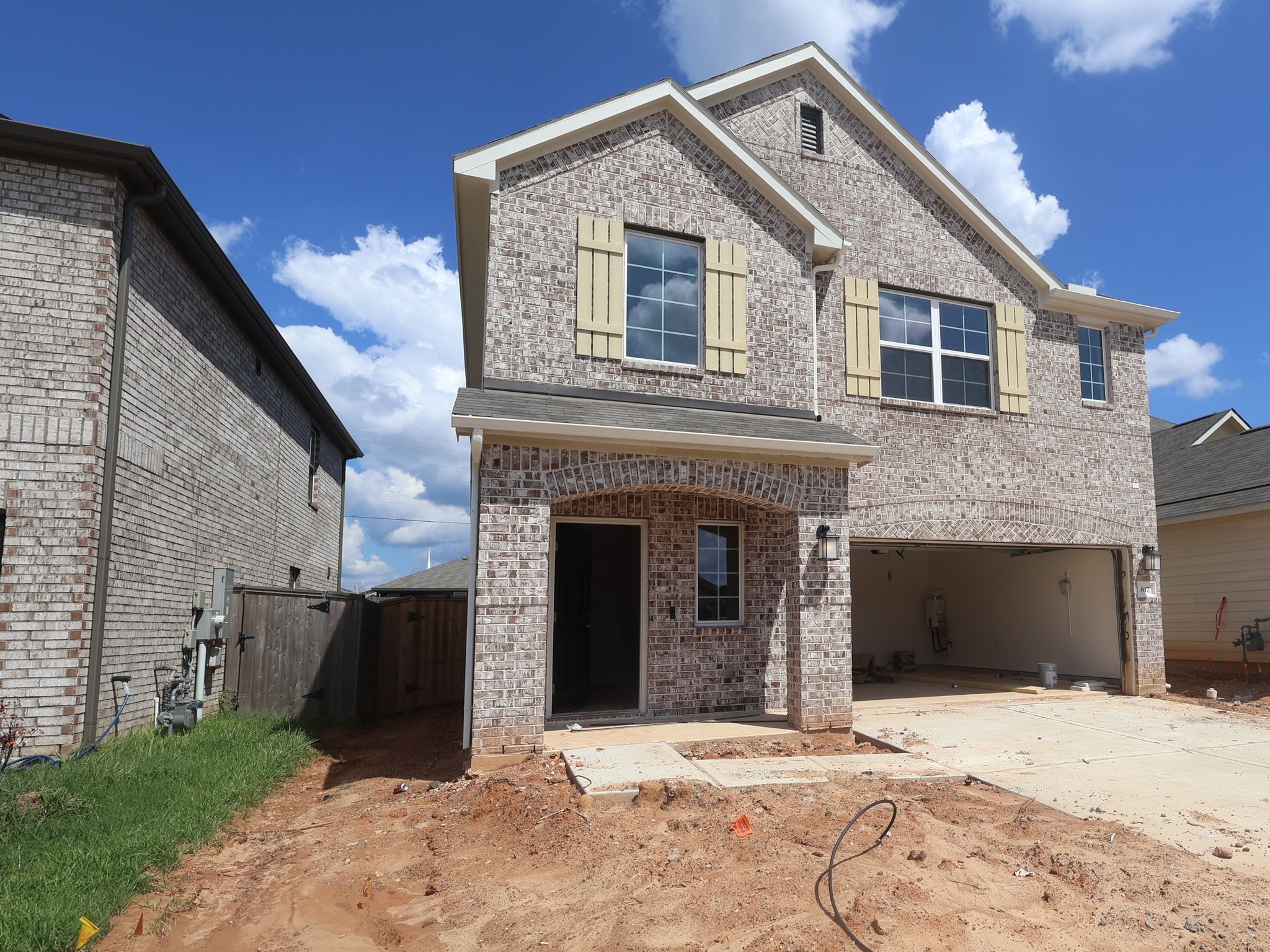 817 Village Brook Drive Property Photo 2