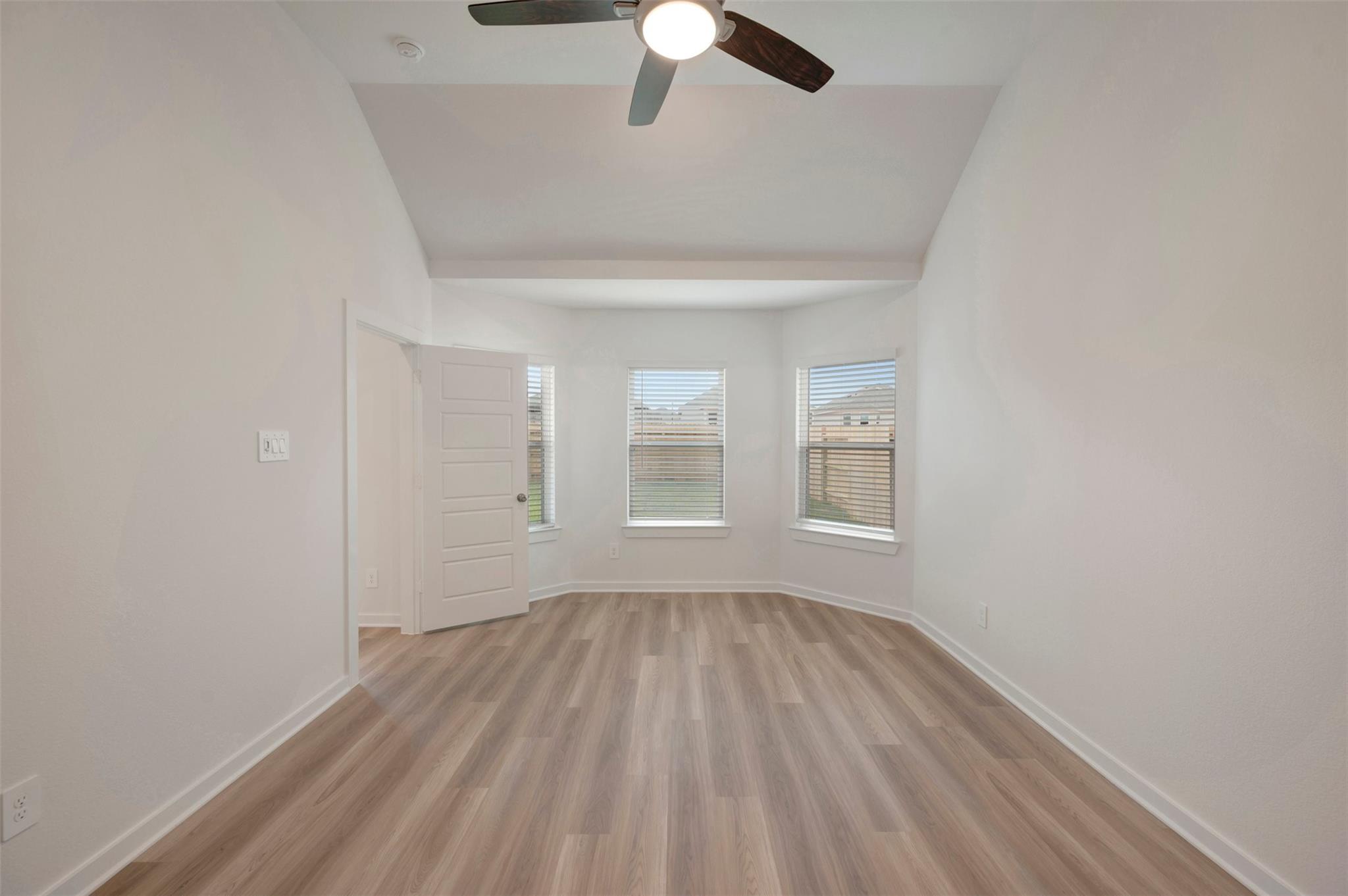 817 Village Brook Drive, Willis Tx 77378 Property Photo 12