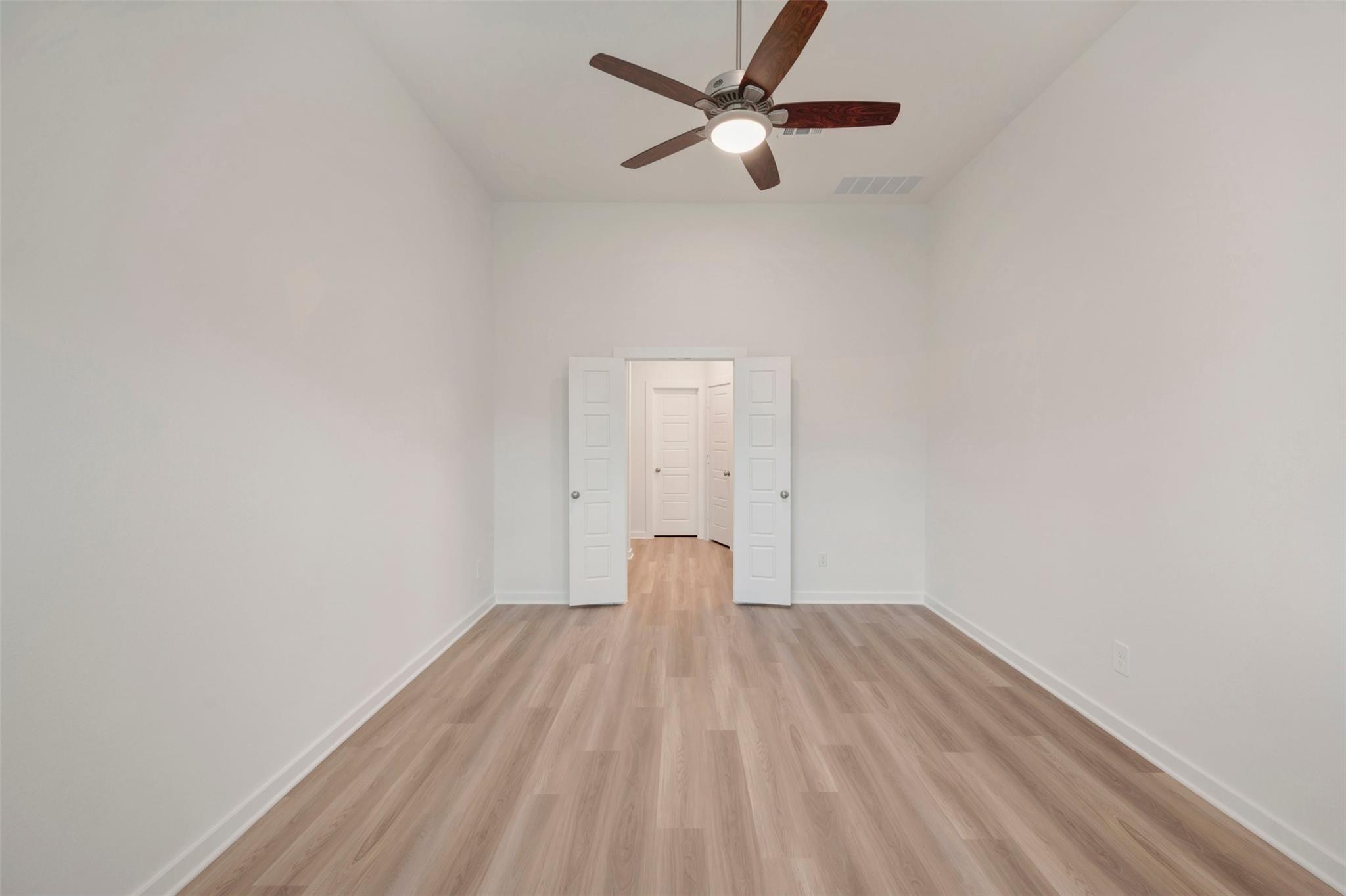 817 Village Brook Drive, Willis Tx 77378 Property Photo 13