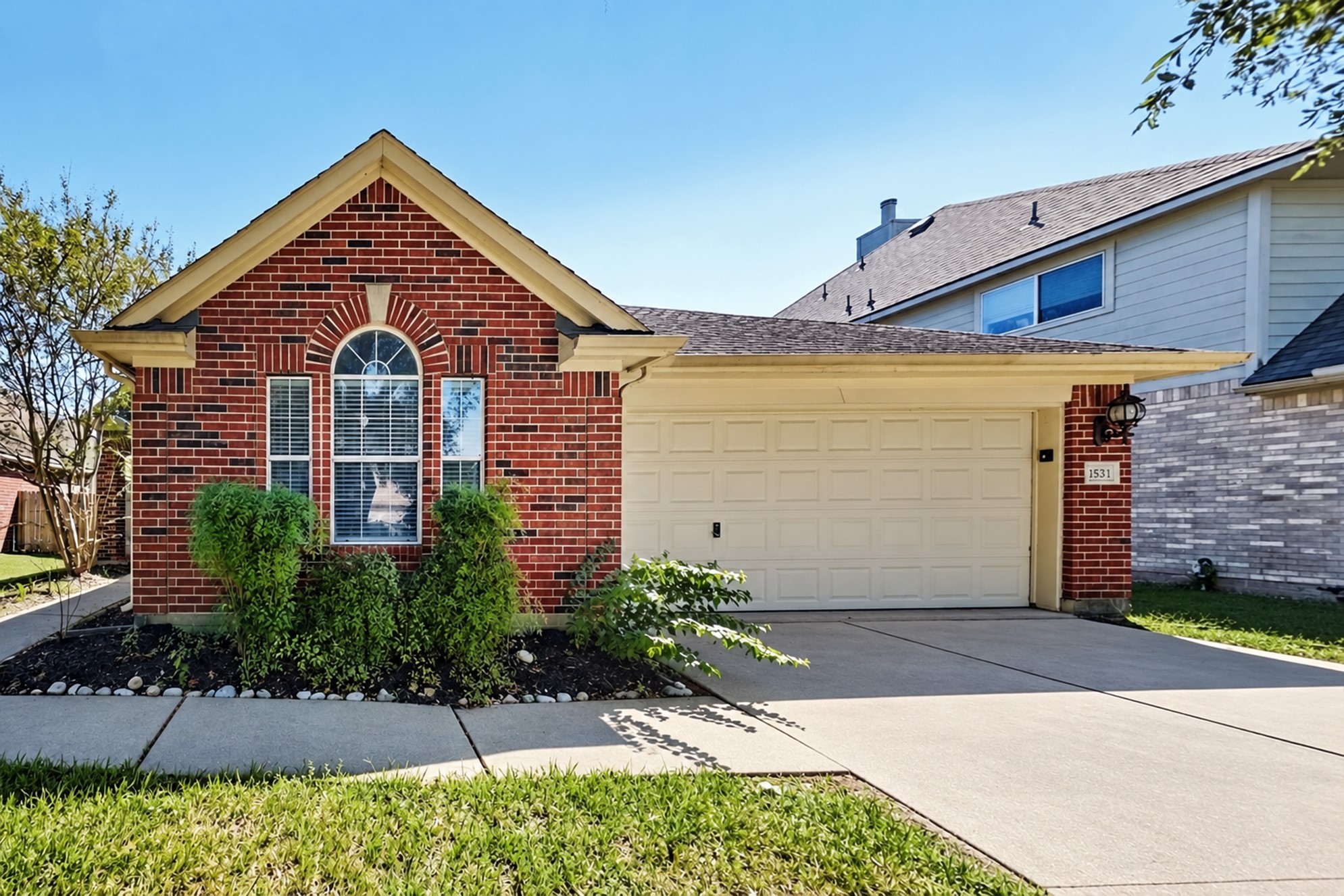 3523 Pine Valley Drive Property Photo 1