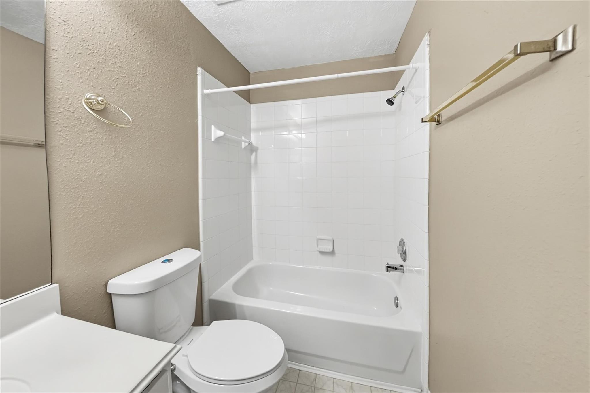 3523 Pine Valley Drive Property Photo 15