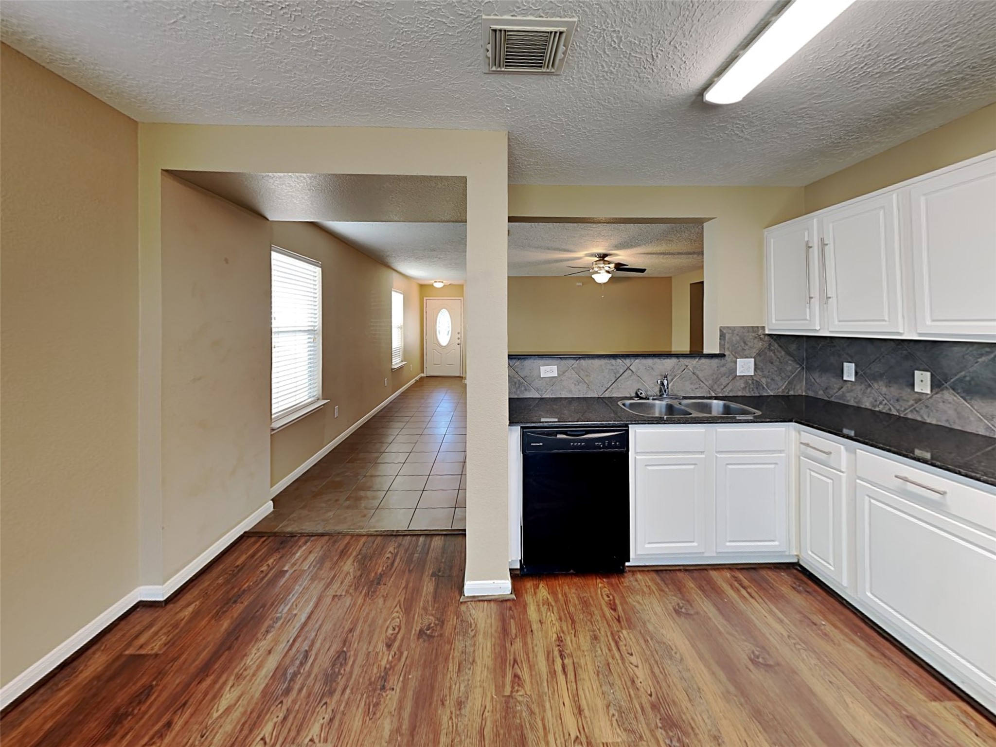 29231 Legends Green Drive Property Photo 3