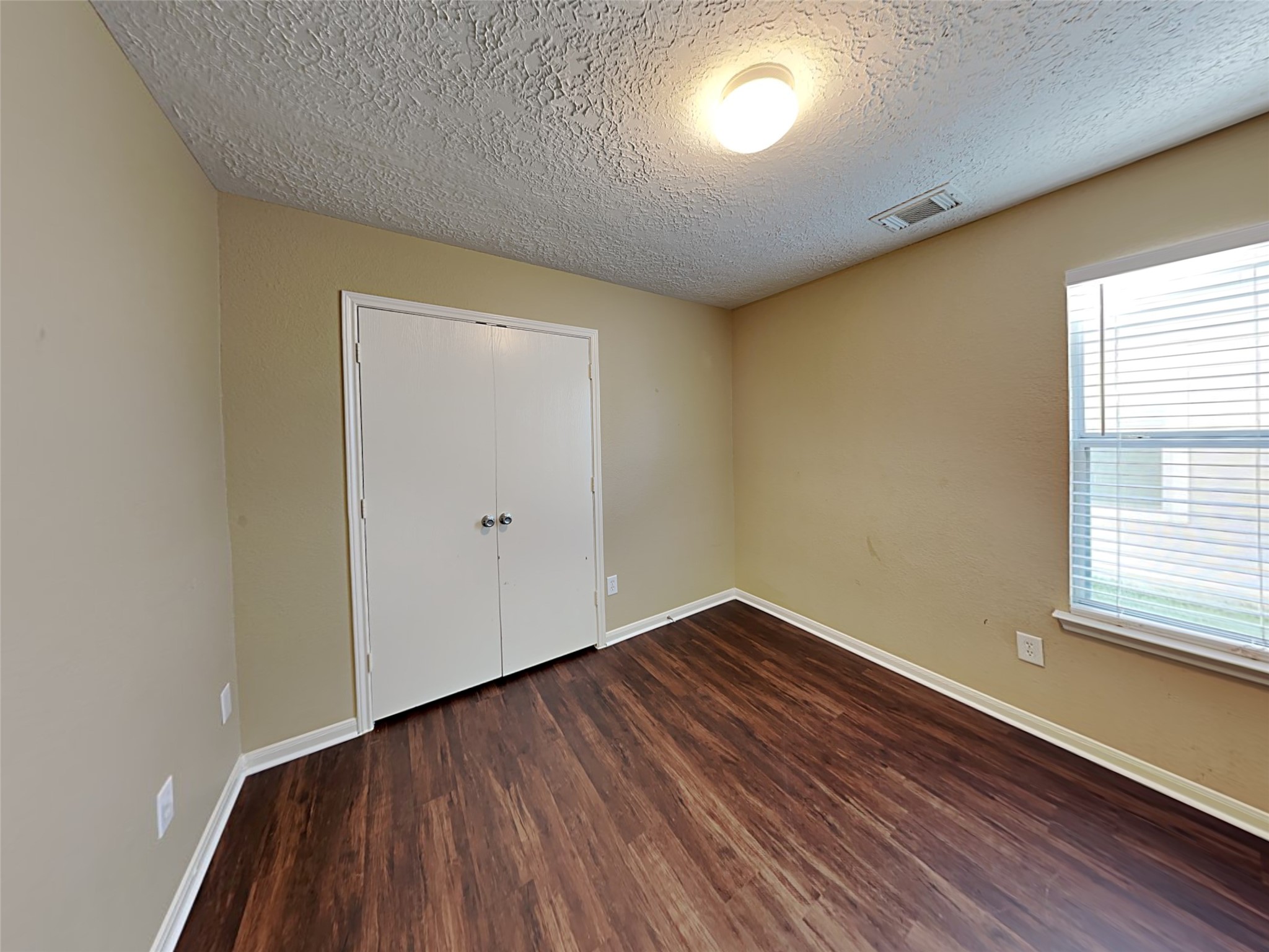 29231 Legends Green Drive Property Photo 17