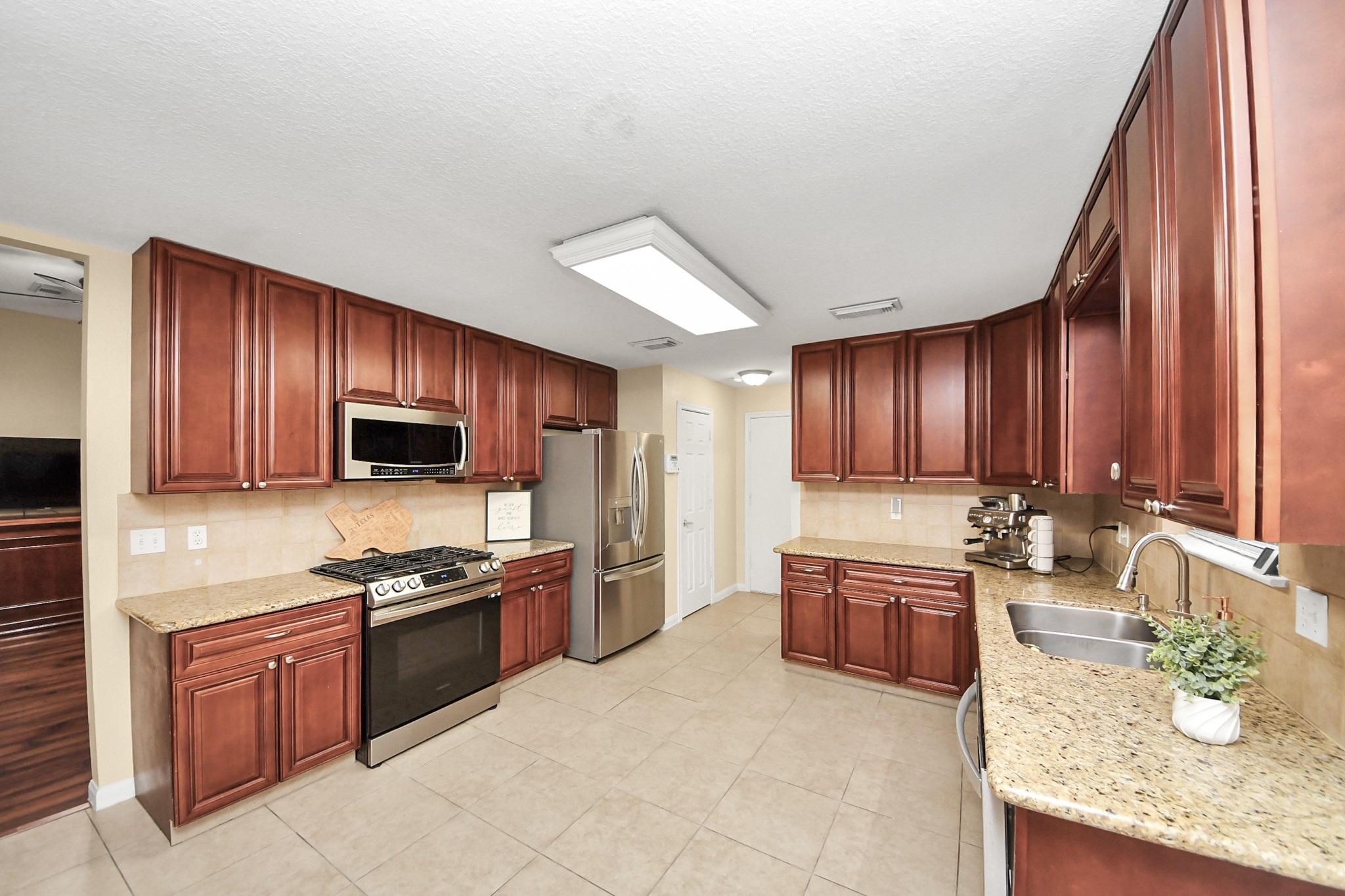 22610 Old Church Lane Property Photo 13
