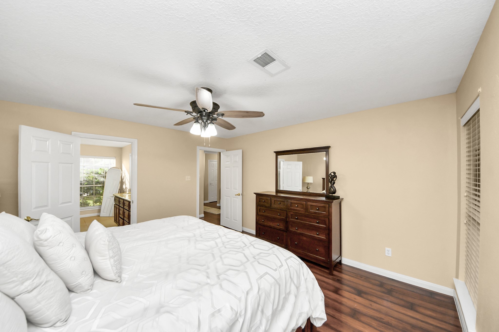 22610 Old Church Lane Property Photo 19