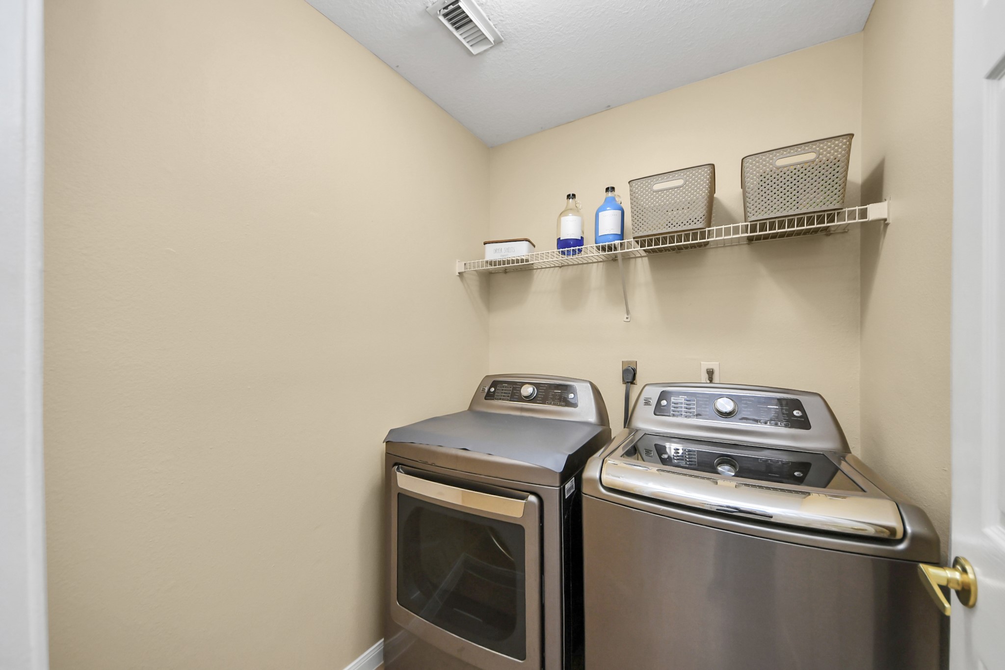 22610 Old Church Lane Property Photo 33