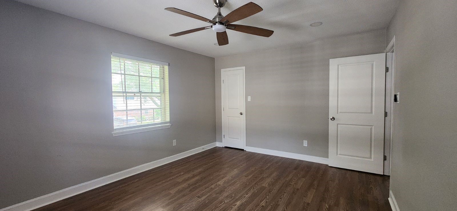 5006 Droddy Street Property Photo 6