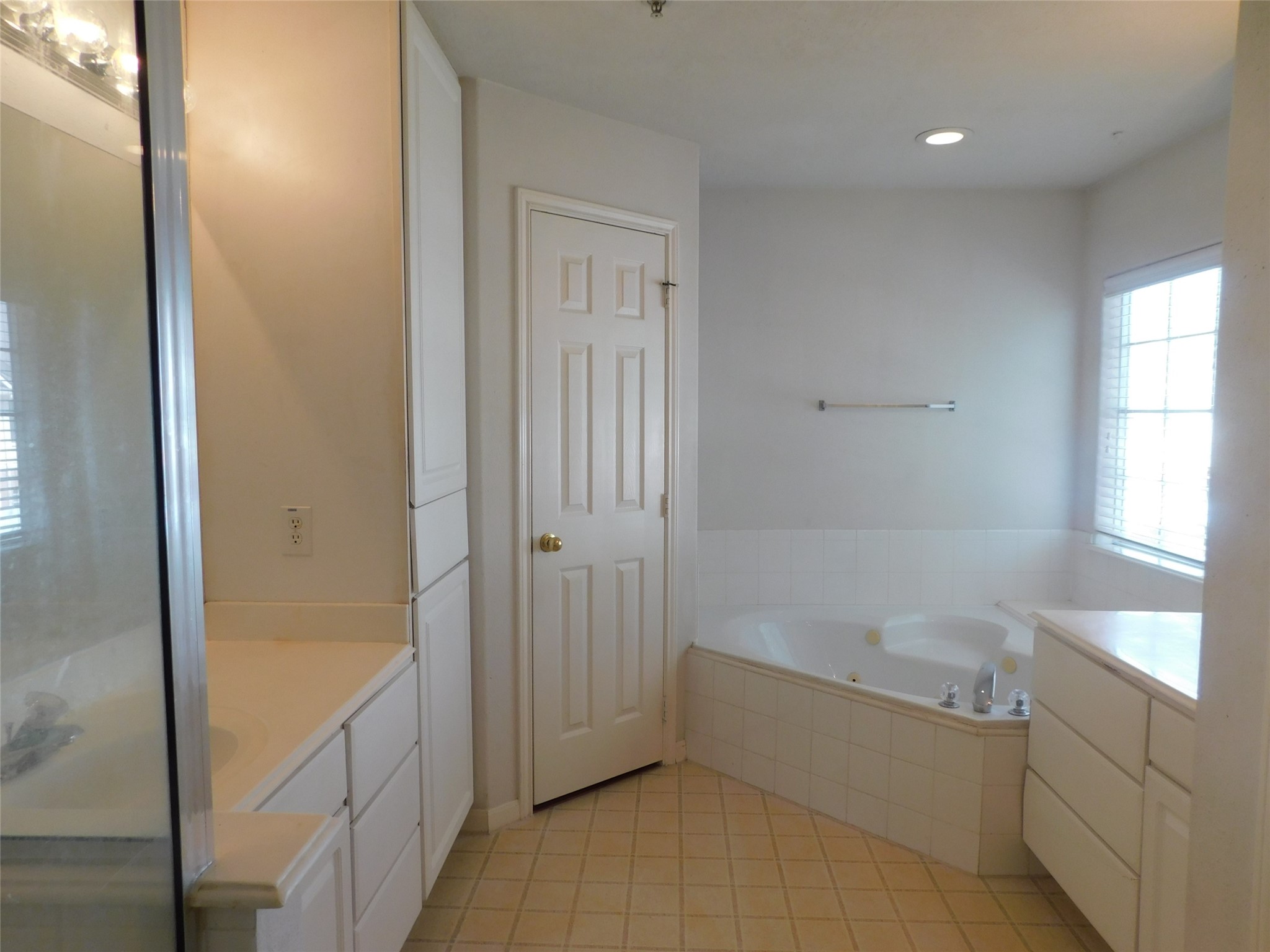 2710 Grants Lake Blvd G3 Property Photo 9
