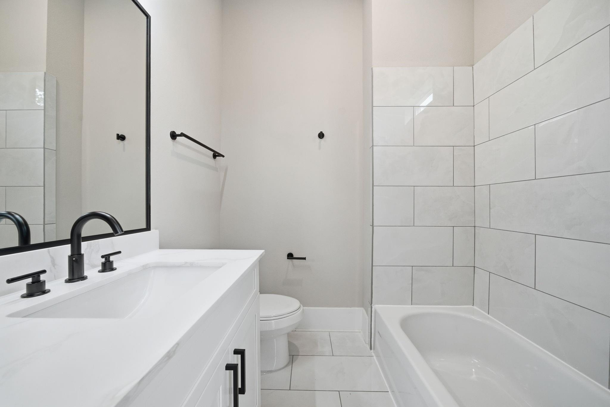 4013 Griggs Road F Property Photo 11