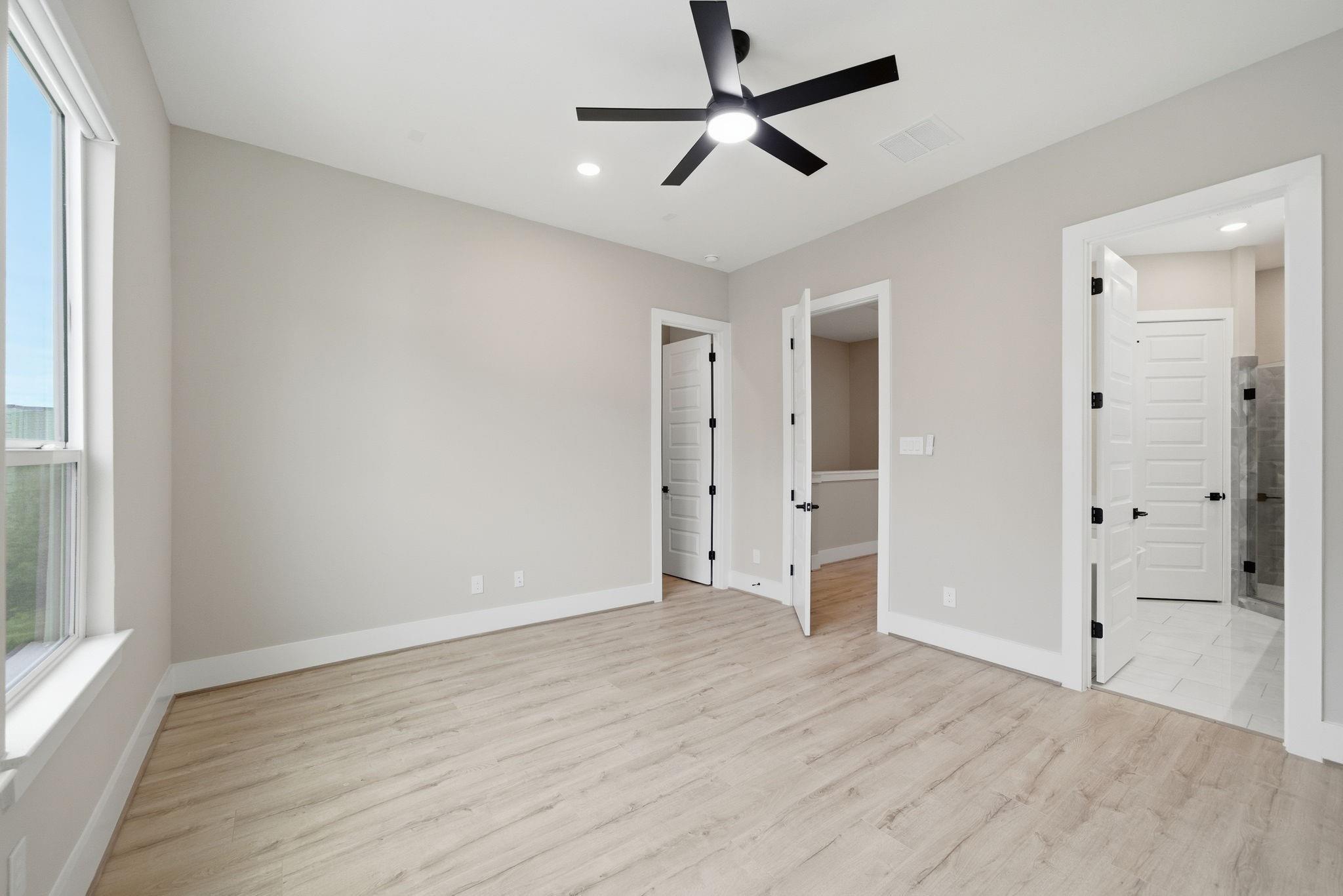 4013 Griggs Road F Property Photo 13