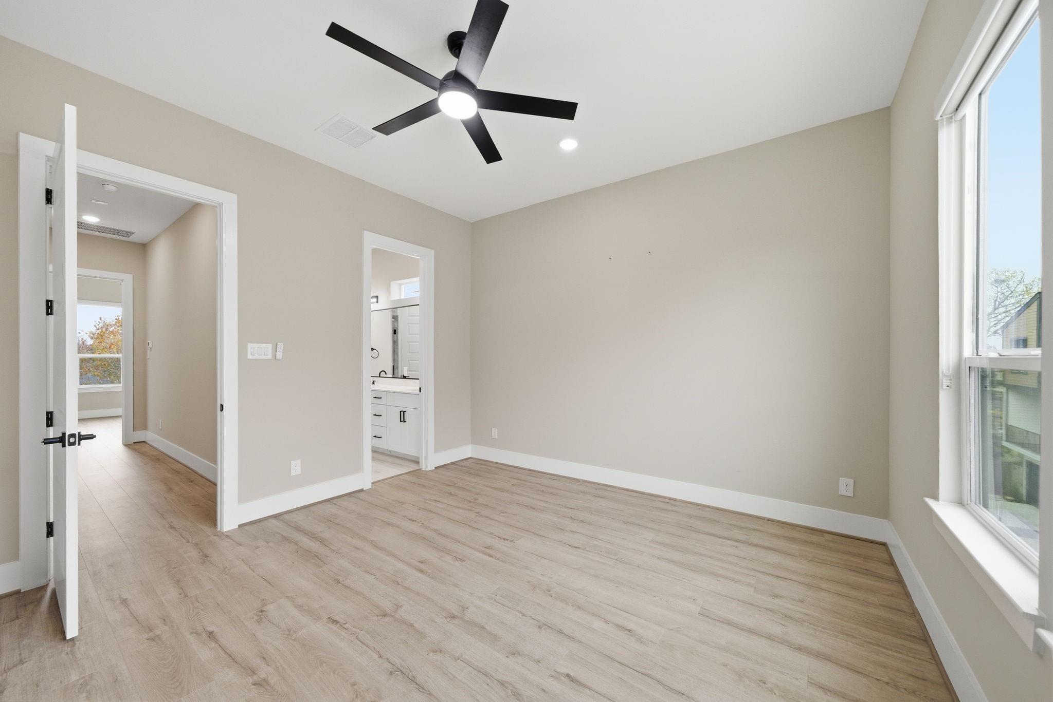 4013 Griggs Road F Property Photo 15