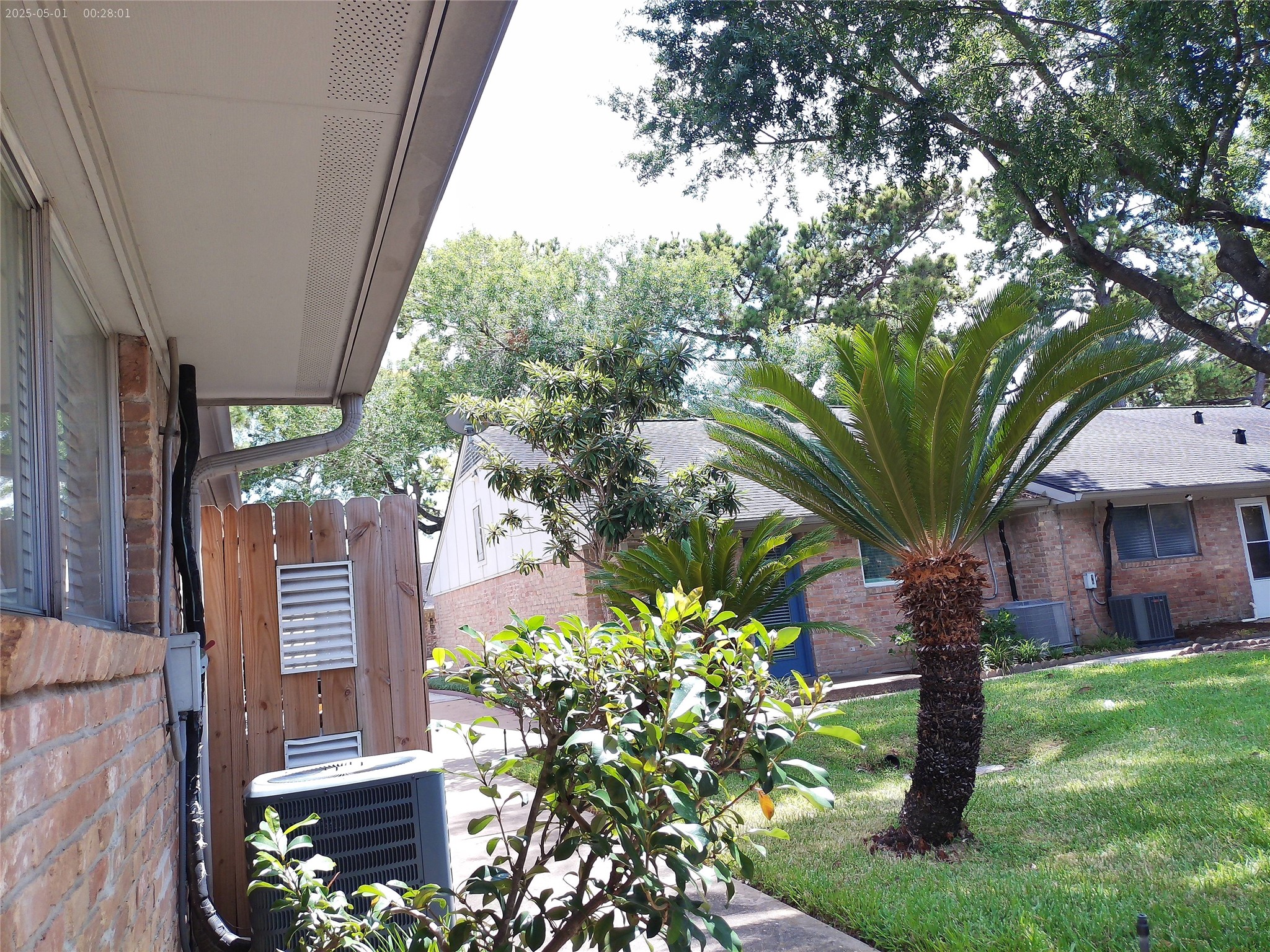 1102 W Tri Oaks Lane 103 Property Photo 23