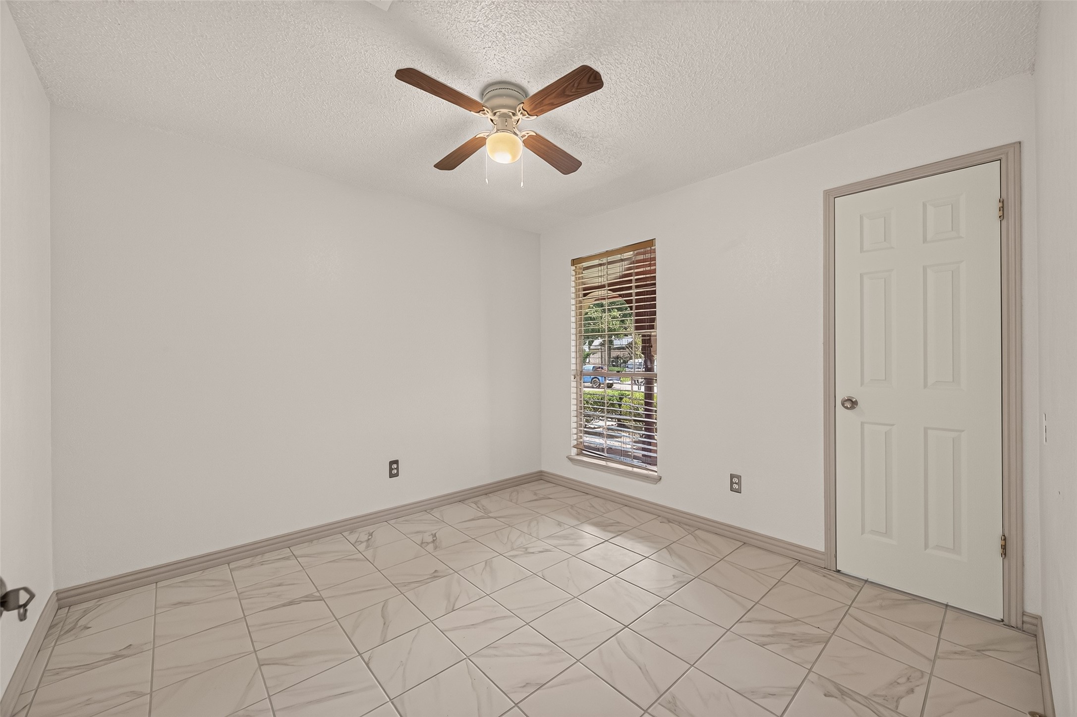 5206 Olana Drive Property Photo 15